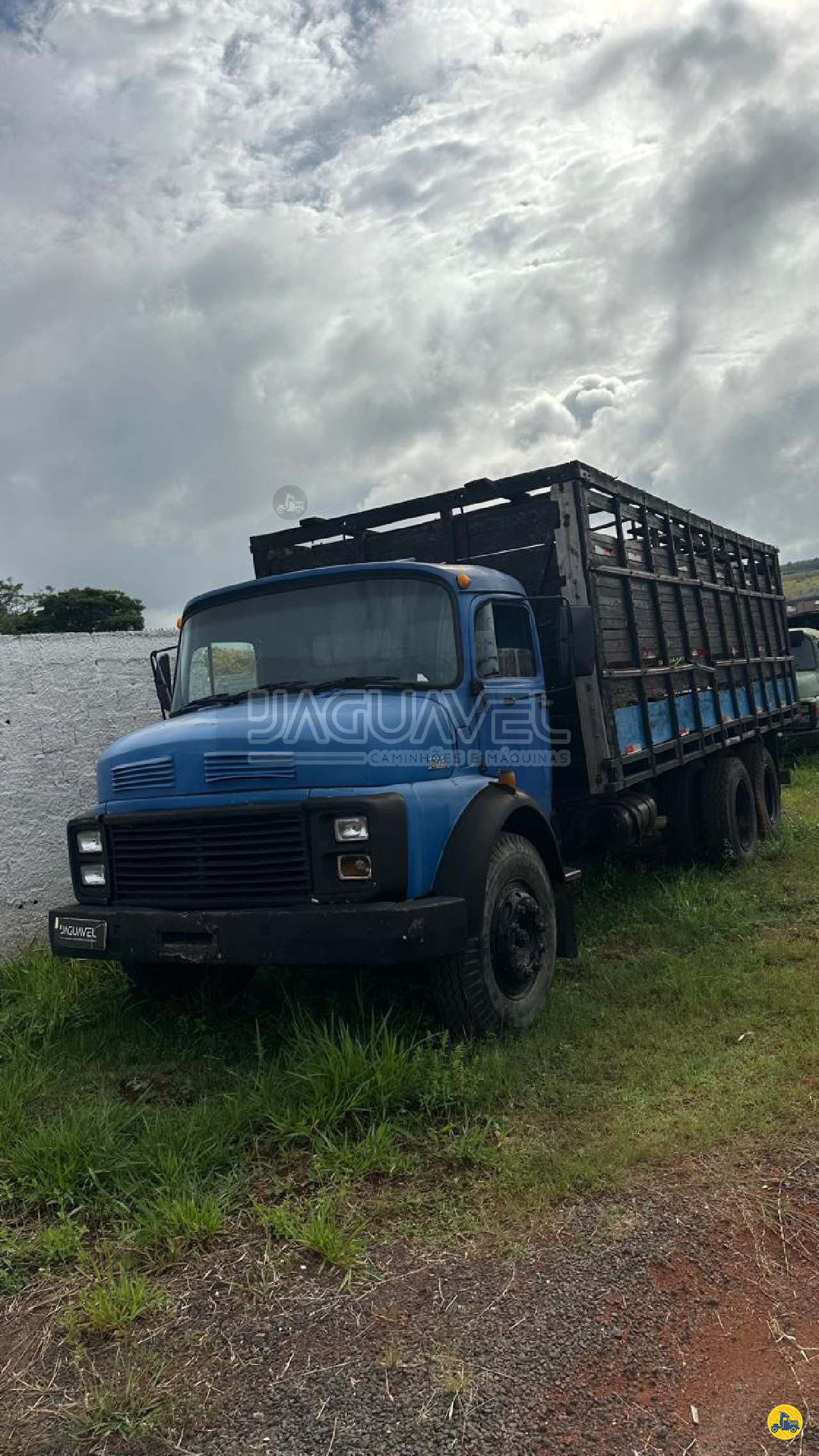 CAMINHAO MERCEDES-BENZ MB 1313 Boiadeiro Truck 6x2 Jaguavel Caminhões - Jaguariaíva JAGUARIAIVA PARANÁ PR