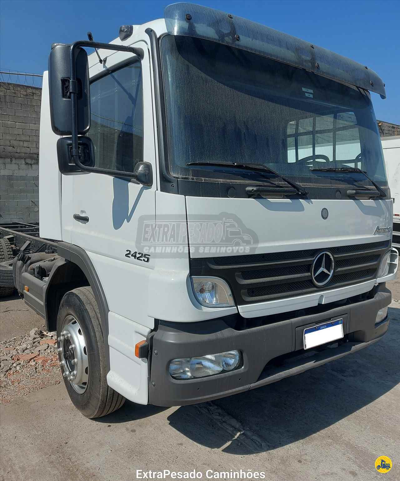 MB 2425 de ExtraPesado Caminhões