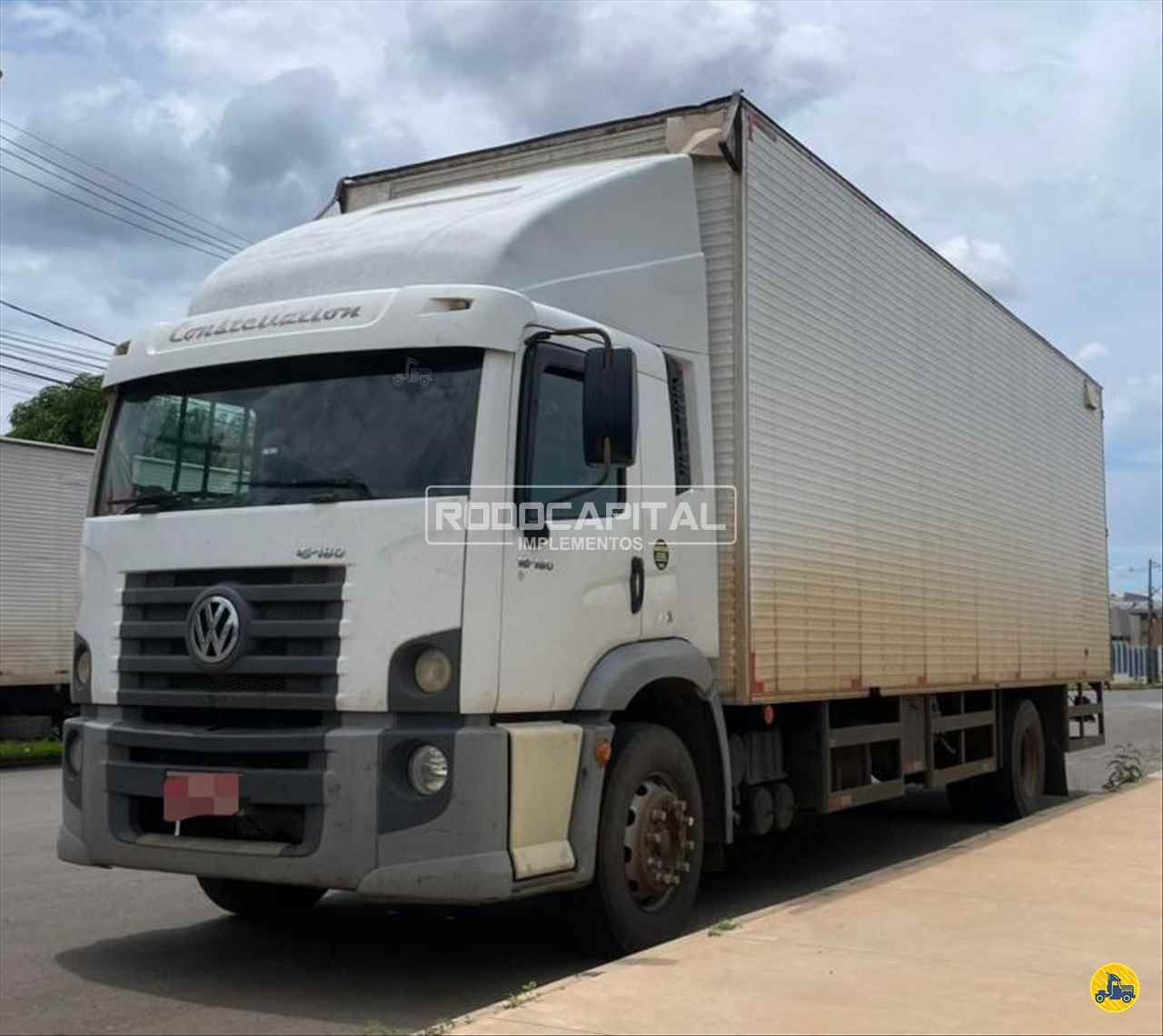 CAMINHAO VOLKSWAGEN VW 15180 Baú Furgão Toco 4x2 RODOCAPITAL - TRUCKVAN BRASILIA DISTRITO FEDERAL DF