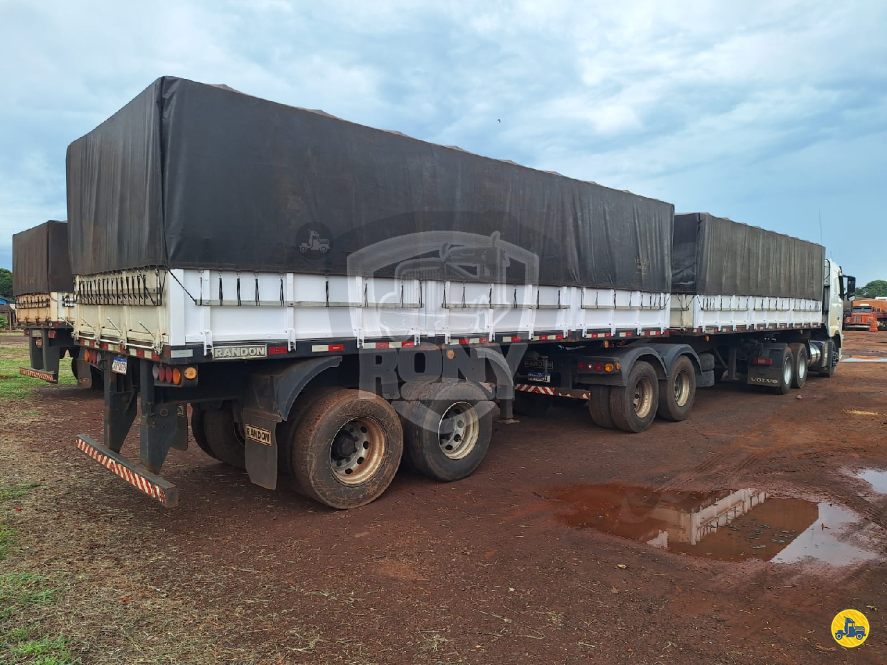 CARRETA BITREM GRANELEIRO Rony Caminhões e Carretas CHAPADAO DO SUL MATO GROSSO DO SUL MS