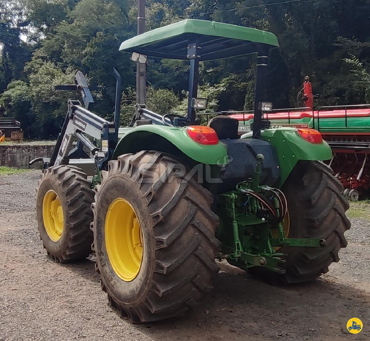 TRATOR JOHN DEERE JOHN DEERE 5090E SIPAL Implementos - NOMA SAO JOSE DOS PINHAIS PARANÁ PR