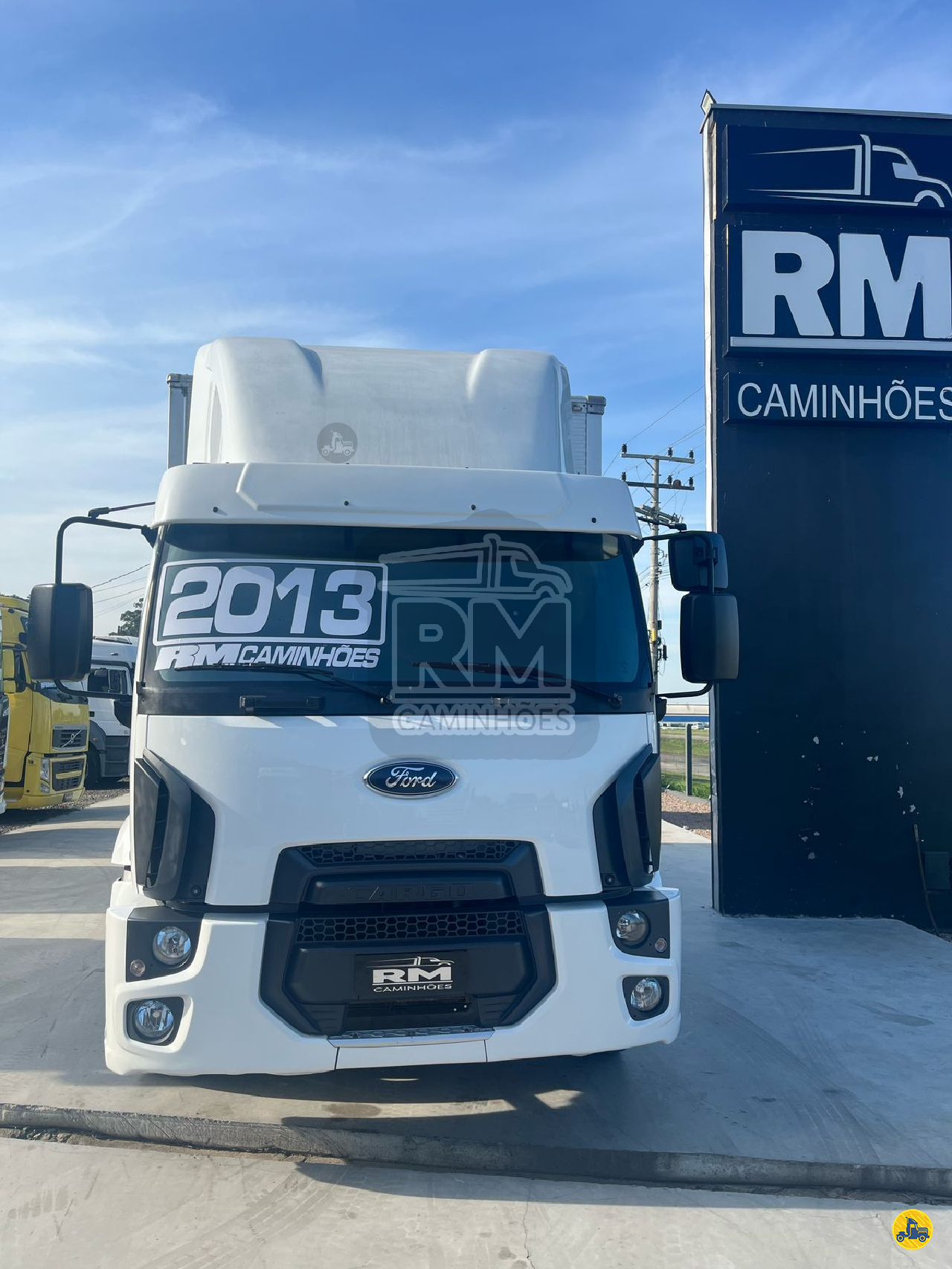 CAMINHAO FORD CARGO 1719 Baú Furgão Toco 4x2 RM Caminhões ICARA SANTA CATARINA SC