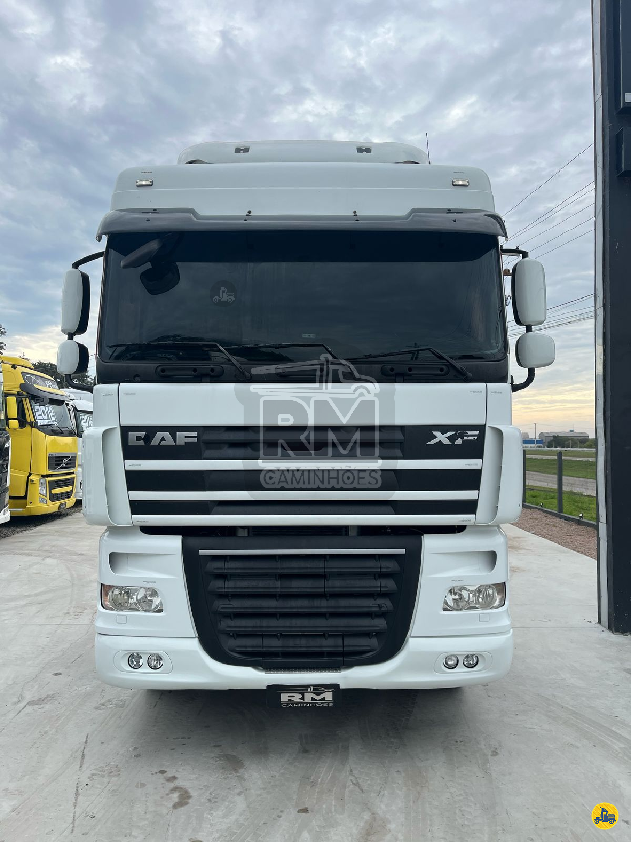 CAMINHAO DAF DAF XF105 510 Cavalo Mecânico Truck 6x4 RM Caminhões ICARA SANTA CATARINA SC