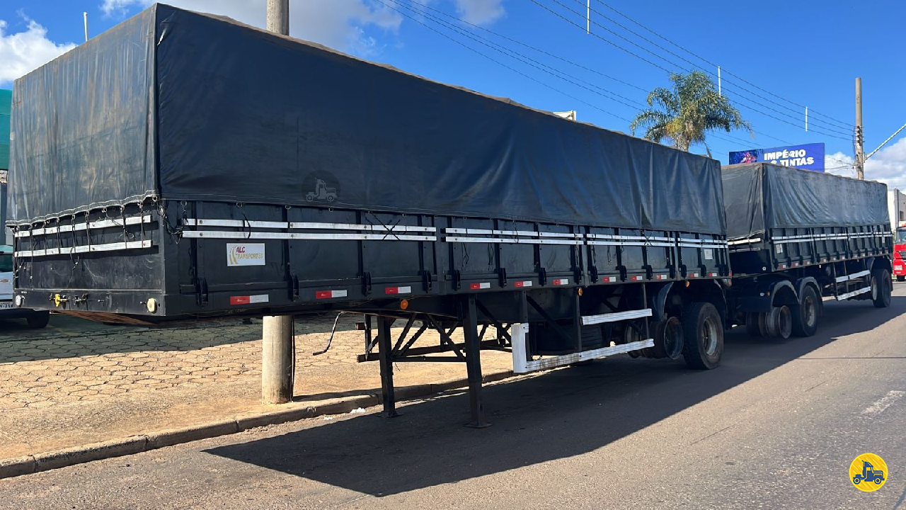 CARRETA RODOTREM GRANELEIRO Gerominho Implementos Rodoviários - Guerra UBERLANDIA MINAS GERAIS MG
