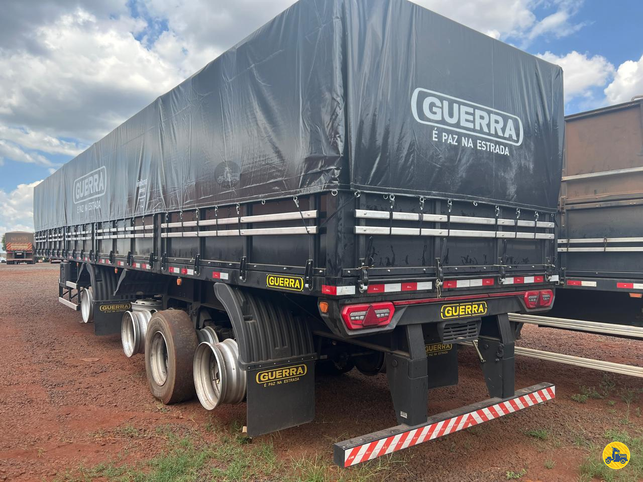 CARRETA SEMI-REBOQUE GRANELEIRO Gerominho Implementos Rodoviários - Guerra UBERLANDIA MINAS GERAIS MG
