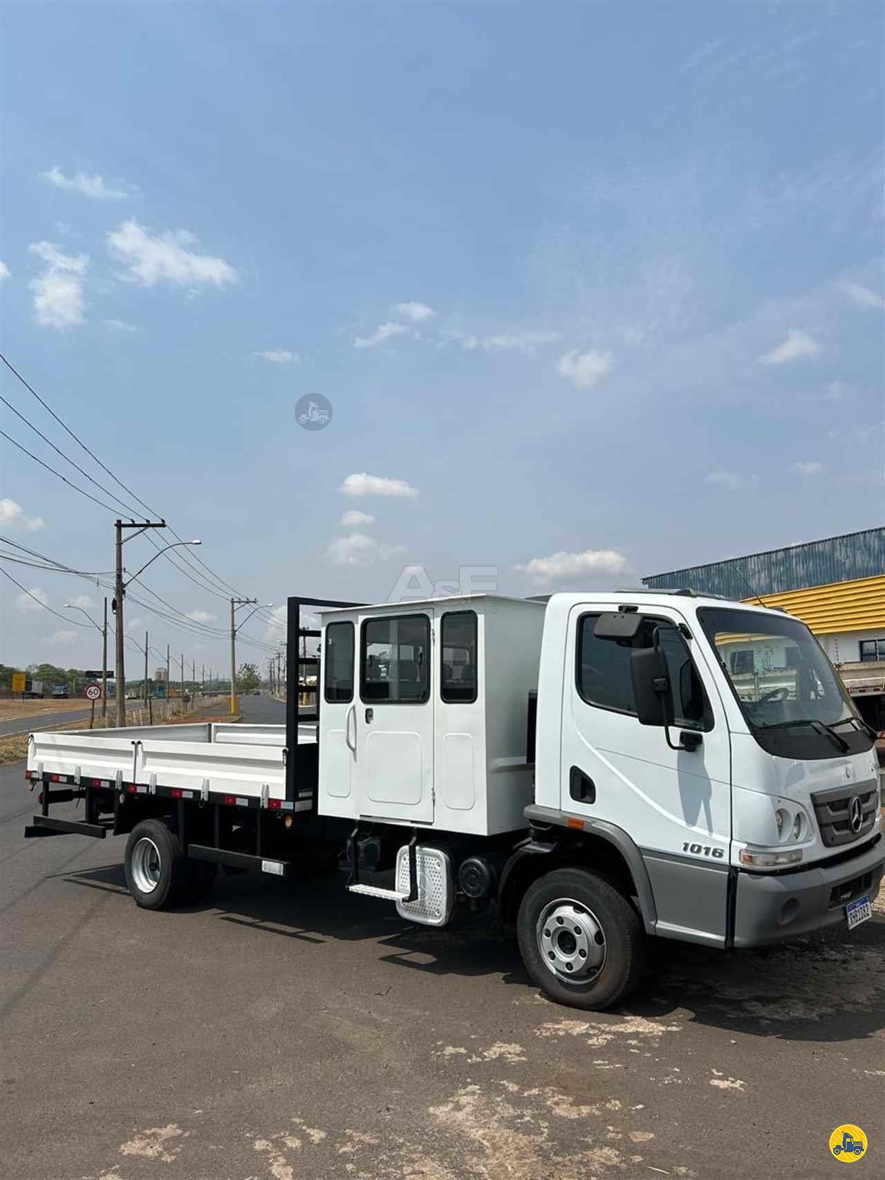 MB 1016 de A&F Seminovos