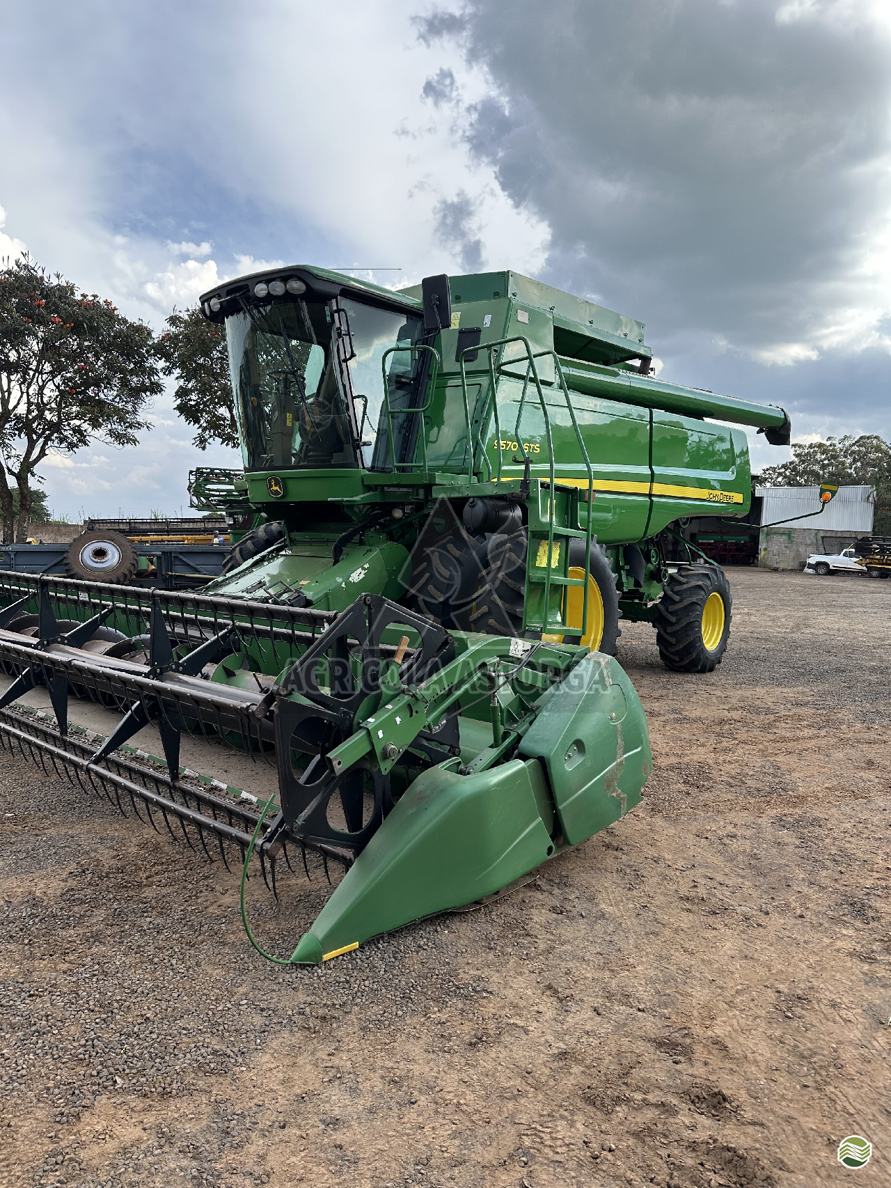 COLHEITADEIRA JOHN DEERE JOHN DEERE 9570 STS Agrícola Astorga ASTORGA PARANÁ PR