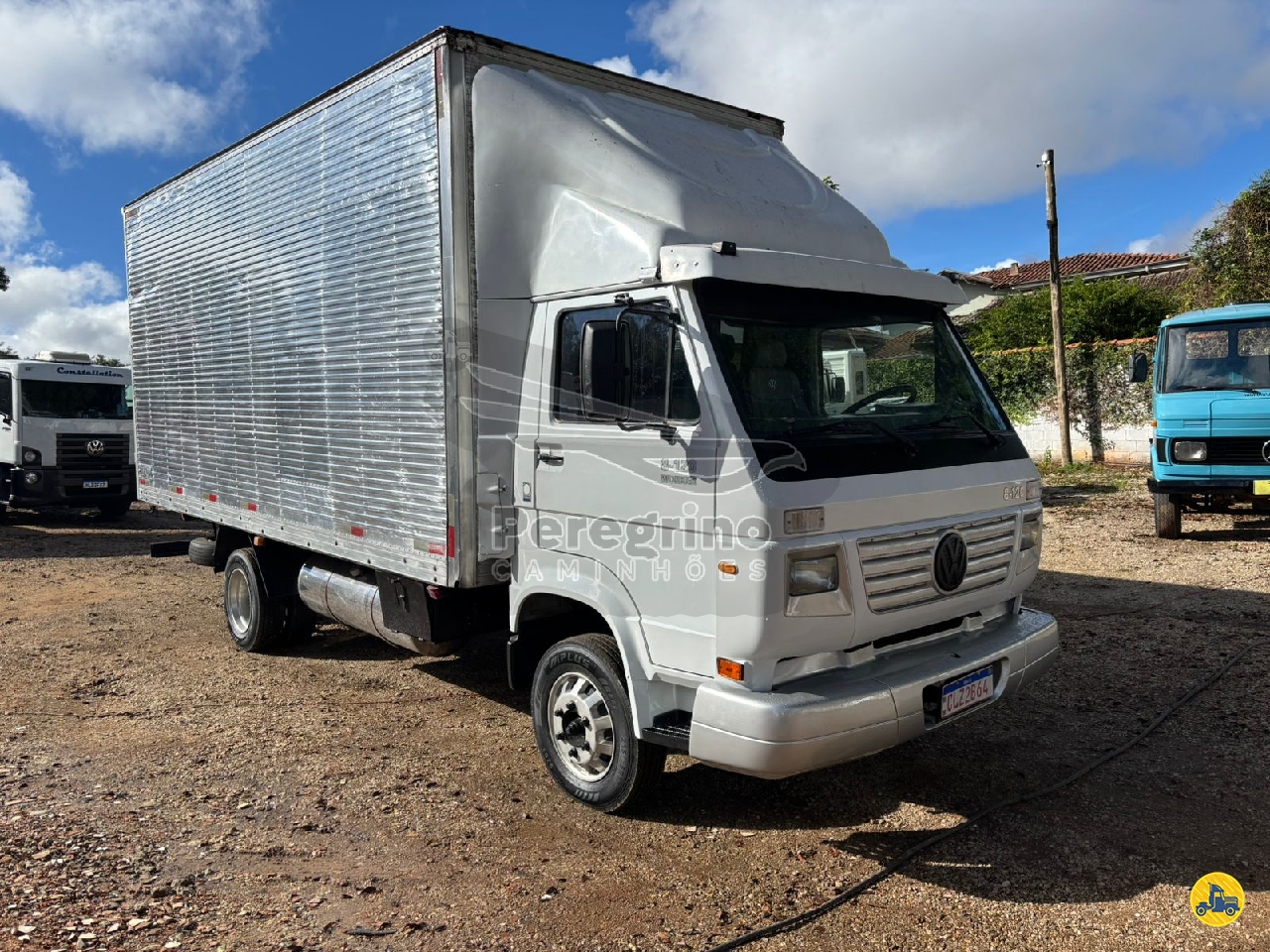 CAMINHAO VOLKSWAGEN VW 8120 Baú Furgão 3/4 4x2 Peregrino Caminhões CURITIBA PARANÁ PR