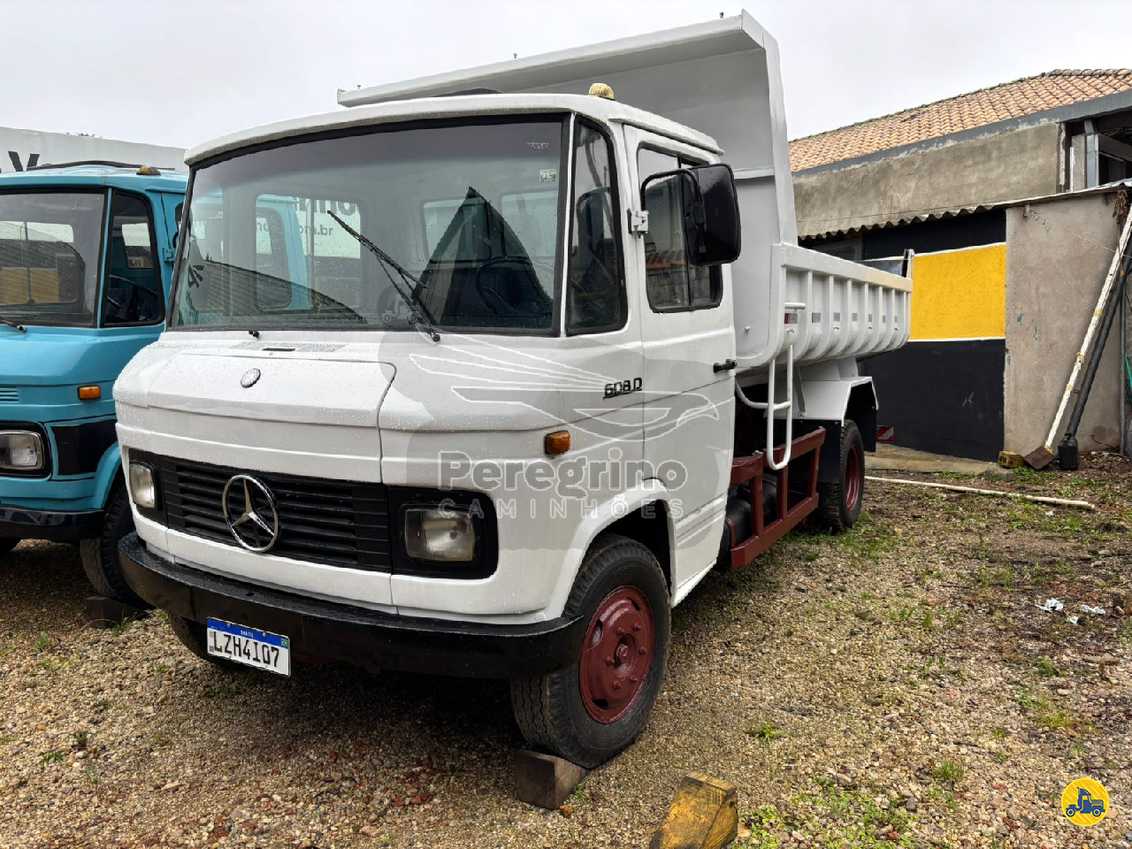 CAMINHAO MERCEDES-BENZ MB 608 Caçamba Basculante 3/4 4x2 Peregrino Caminhões CURITIBA PARANÁ PR