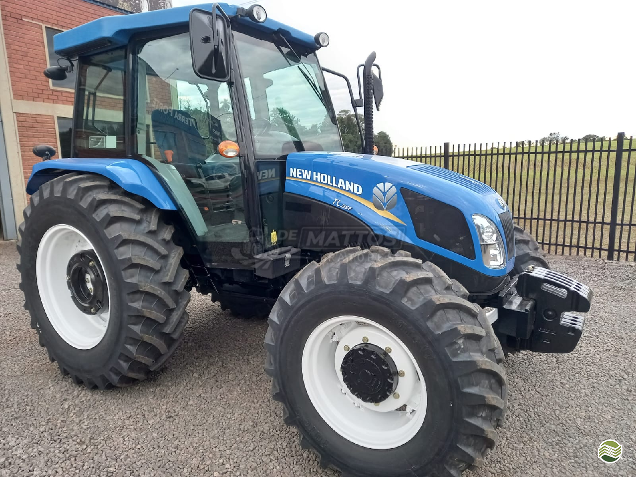 TRATOR NEW HOLLAND NEW TL 85 Tração 4x4 De Mattos Tratores  SANTA ROSA RIO GRANDE DO SUL RS