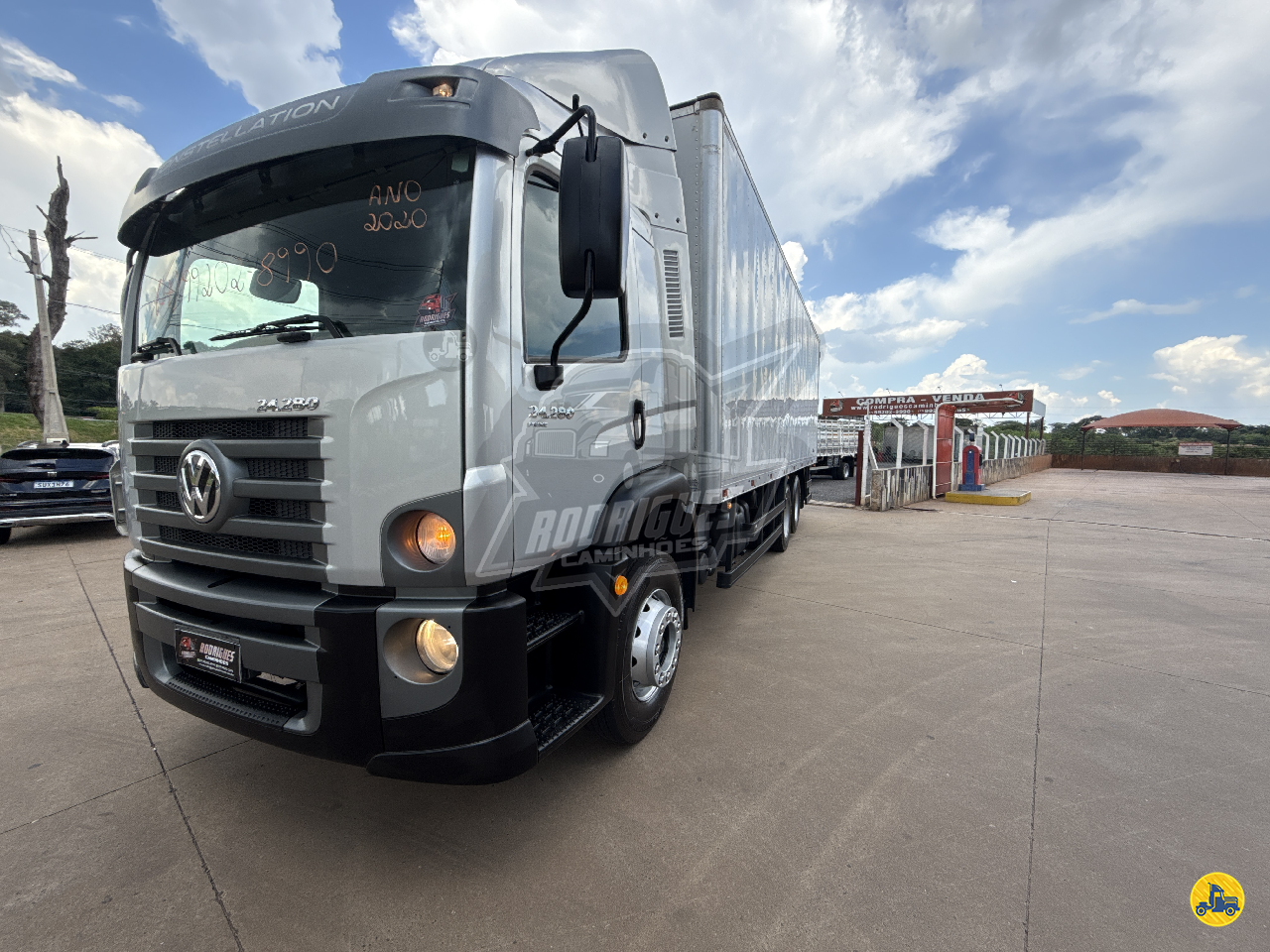 VW 24280 de Rodrigues Caminhões