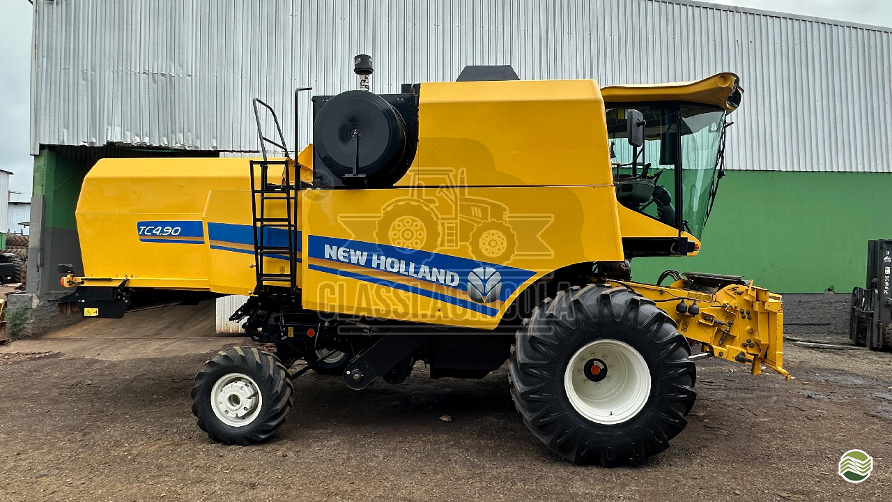 COLHEITADEIRA NEW HOLLAND TC 4.90 Classi.Agrícola ASTORGA PARANÁ PR