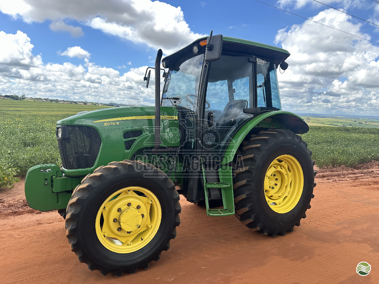 TRATOR JOHN DEERE JOHN DEERE 5078E Tração 4x4 Classi.Agrícola ASTORGA PARANÁ PR