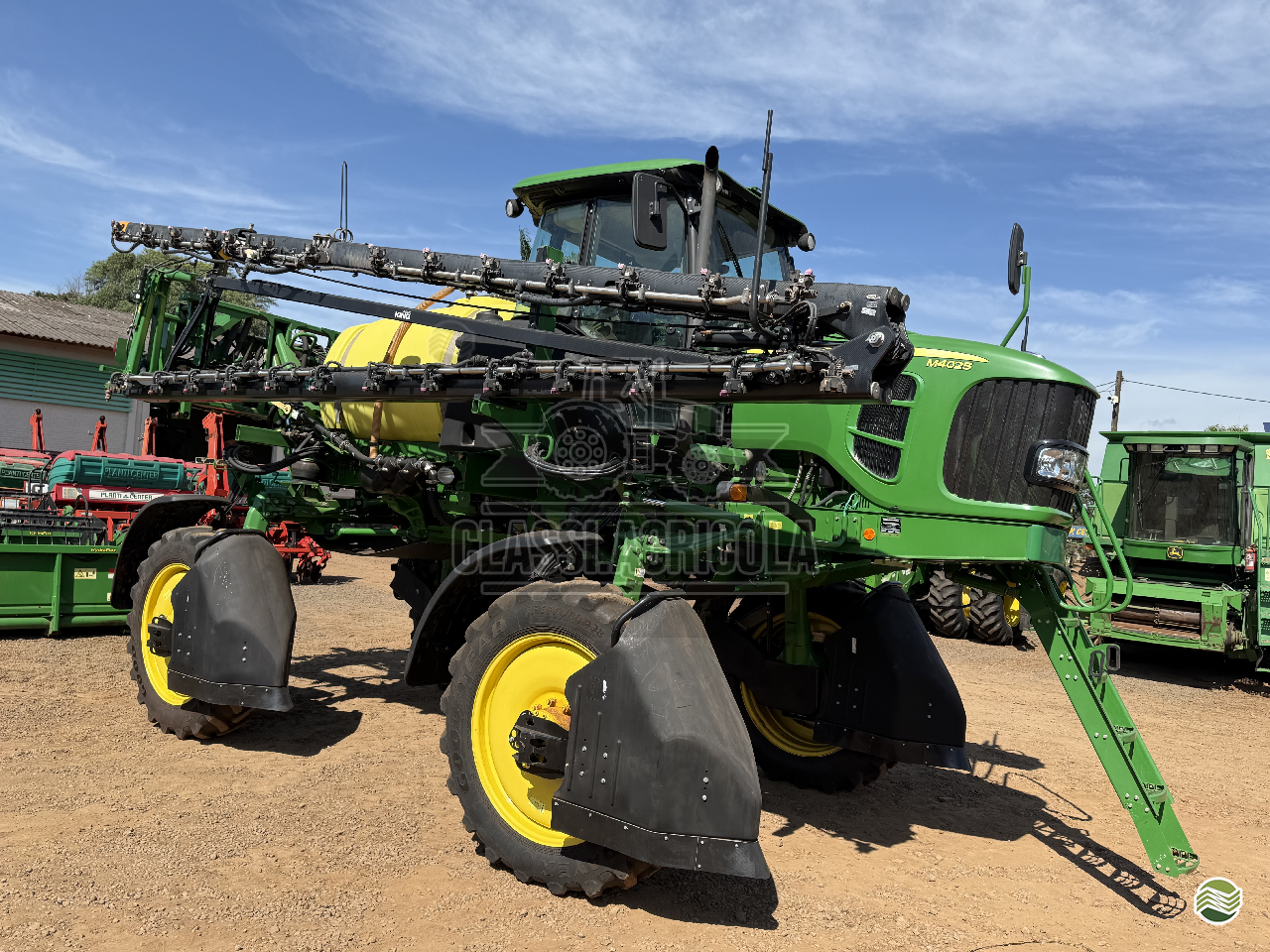 PULVERIZADOR JOHN DEERE JOHN DEERE M4025 Tração 4x4 Classi.Agrícola ASTORGA PARANÁ PR