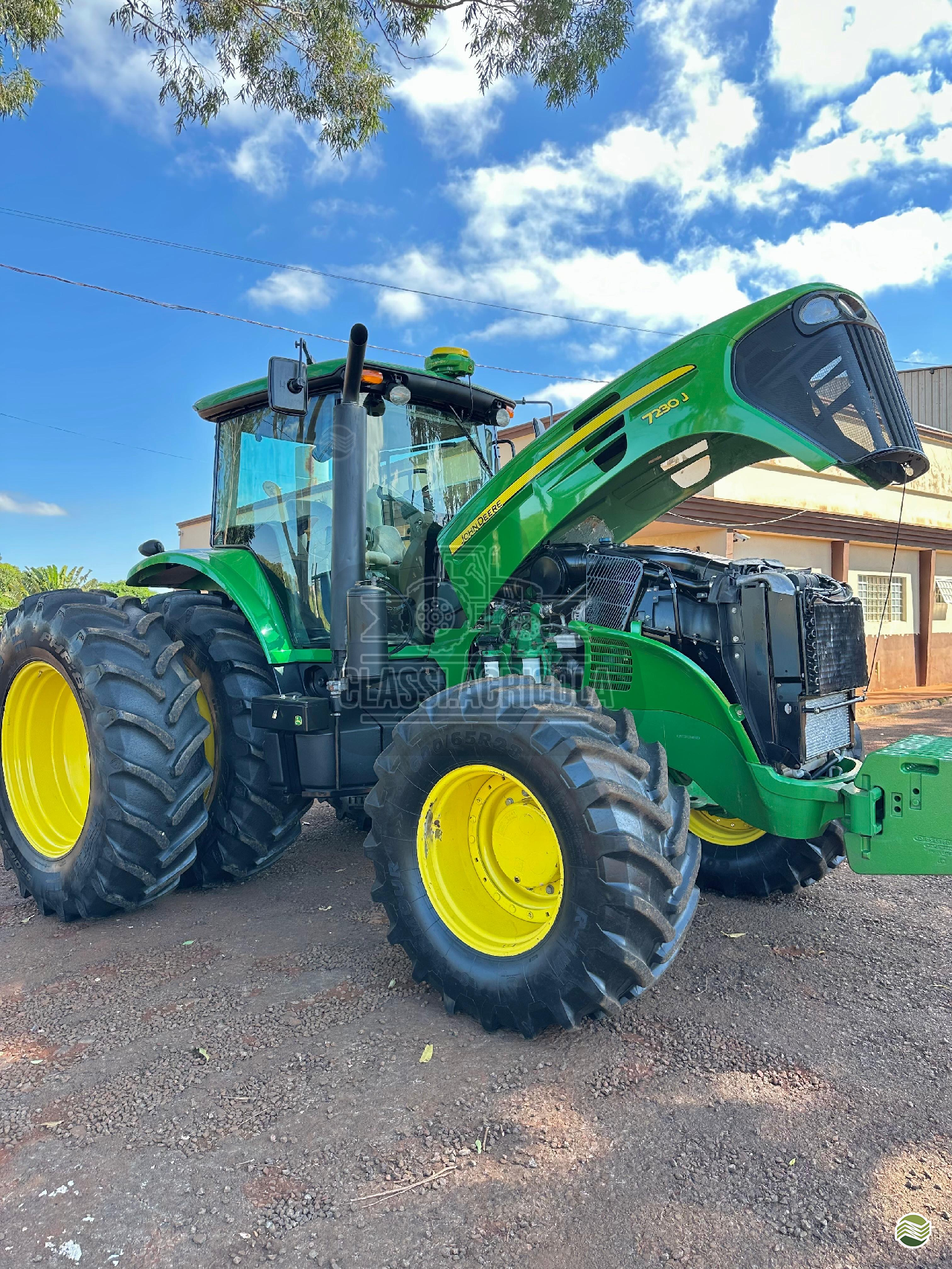 TRATOR JOHN DEERE JOHN DEERE 7230J Tração 4x4 Classi.Agrícola ASTORGA PARANÁ PR