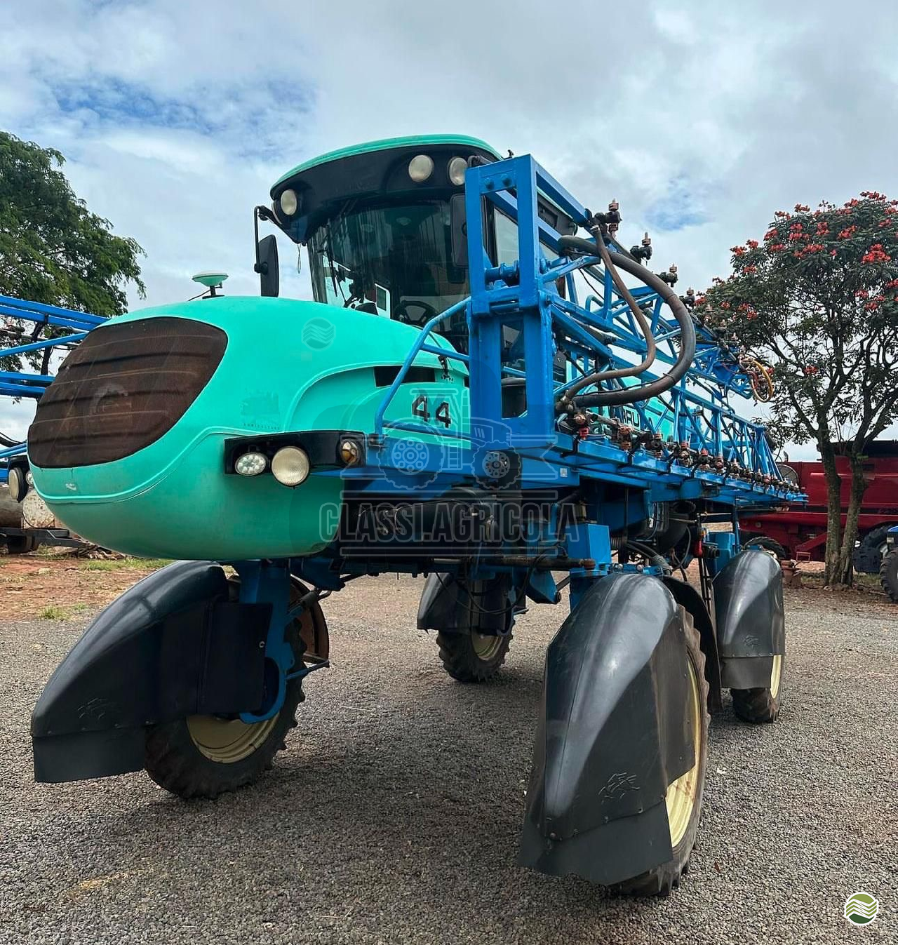 PULVERIZADOR MONTANA PARRUDA 3030 Tração 4x4 Classi.Agrícola ASTORGA PARANÁ PR