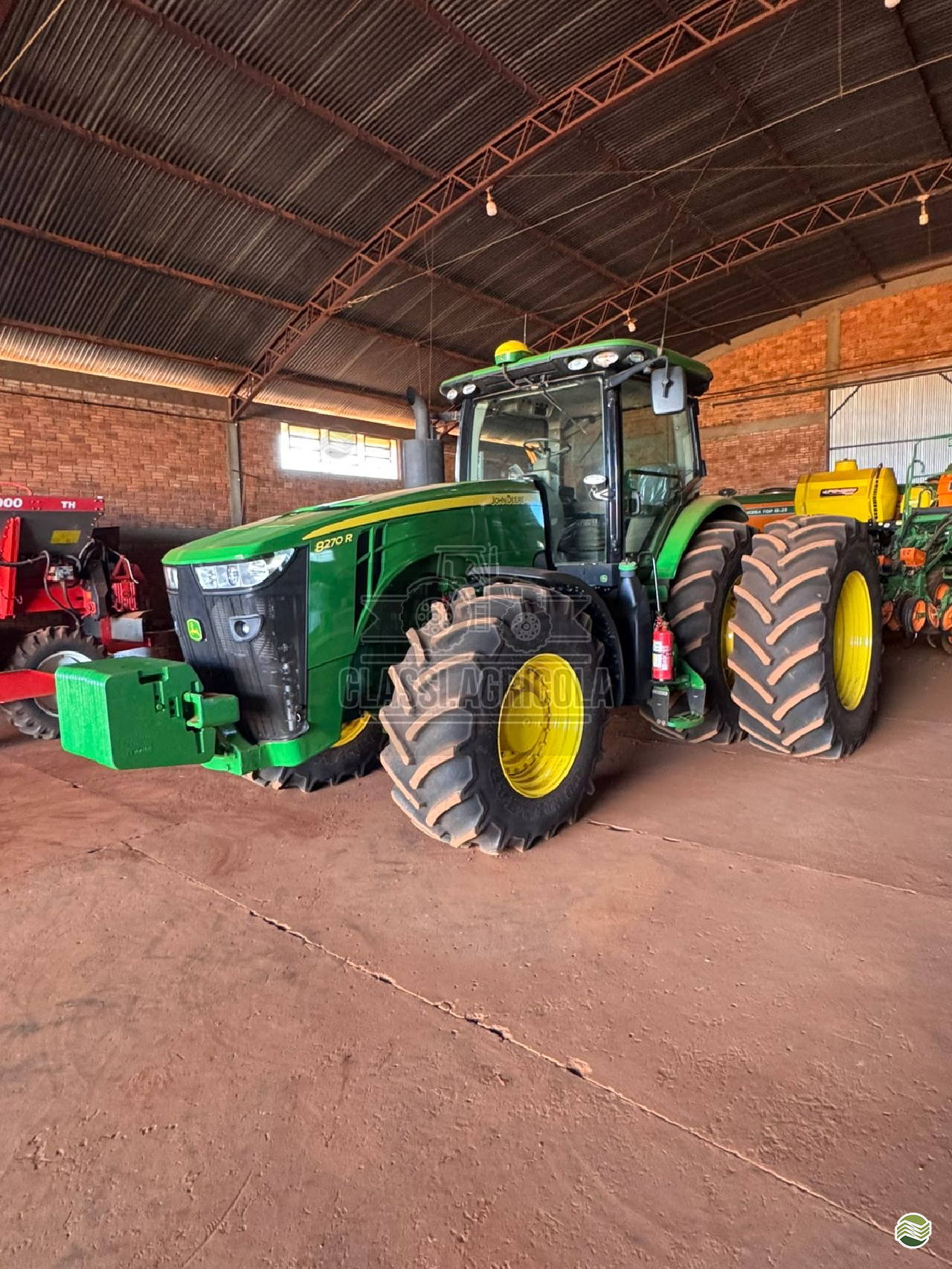 TRATOR JOHN DEERE JOHN DEERE 8270R Tração 4x4 Classi.Agrícola ASTORGA PARANÁ PR