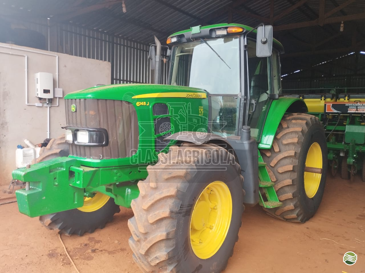 TRATOR JOHN DEERE JOHN DEERE 6145J Tração 4x4 Classi.Agrícola ASTORGA PARANÁ PR