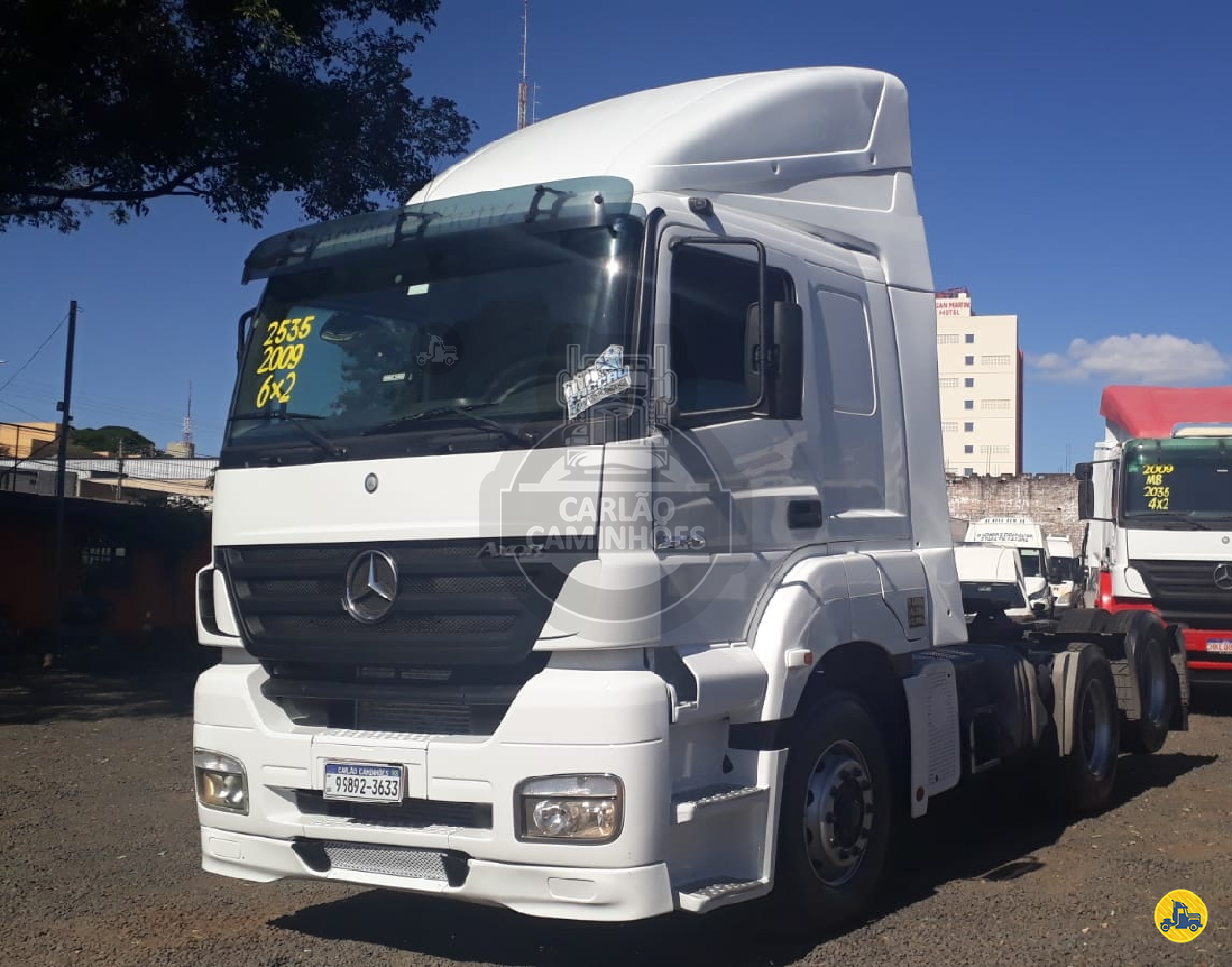 CAMINHAO MERCEDES-BENZ MB 2535 Cavalo Mecânico Cavalo 6x2 Carlão Caminhões - Uberlândia UBERLANDIA MINAS GERAIS MG