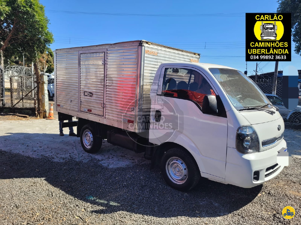 CAMINHAO HYUNDAI HR Baú Furgão 3/4 4x2 Carlão Caminhões - Uberlândia UBERLANDIA MINAS GERAIS MG