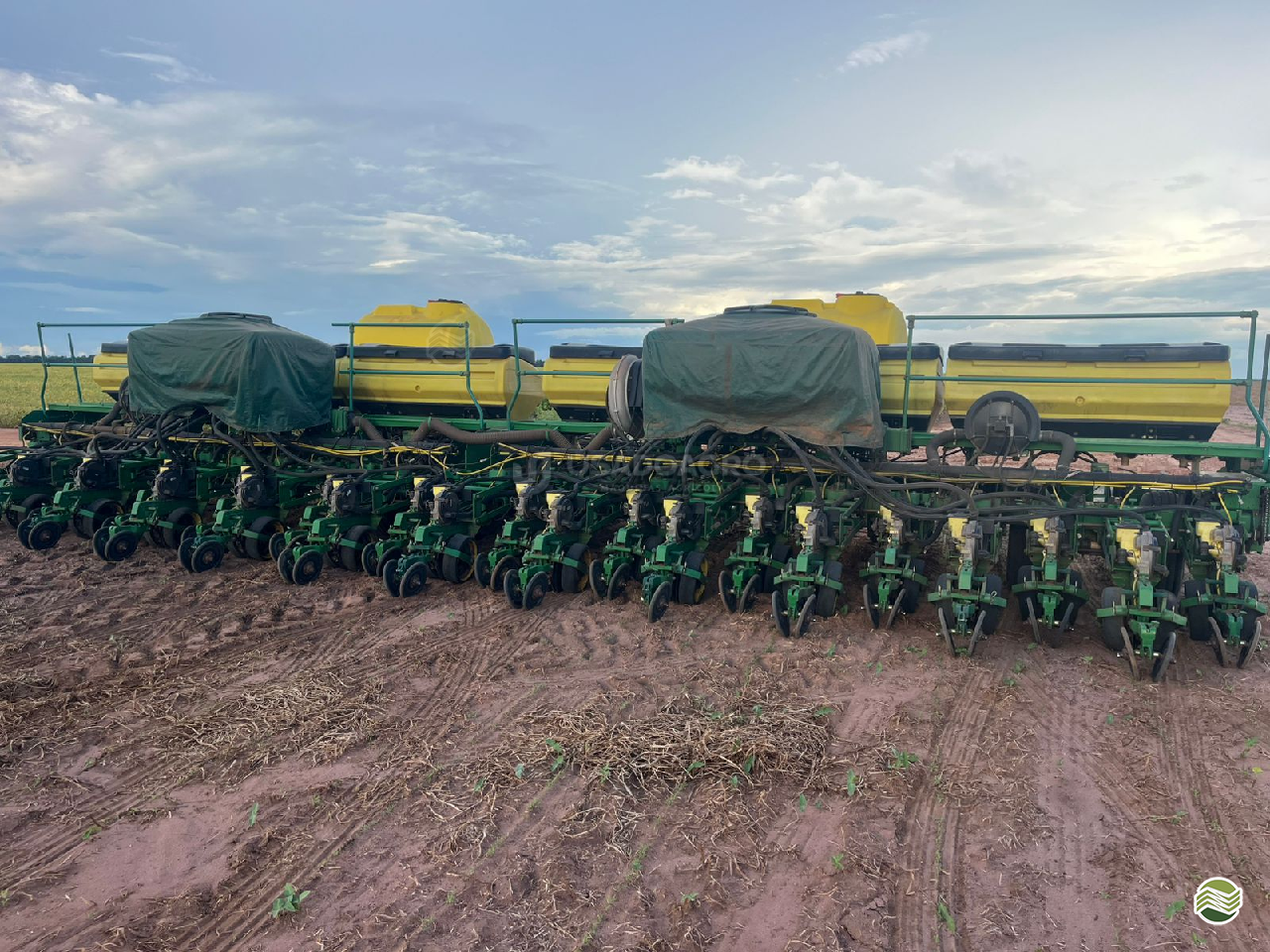PLANTADEIRA JOHN DEERE PLANTADEIRAS 2126 Usado Agro Máquinas Agrícolas RONDONOPOLIS MATO GROSSO MT