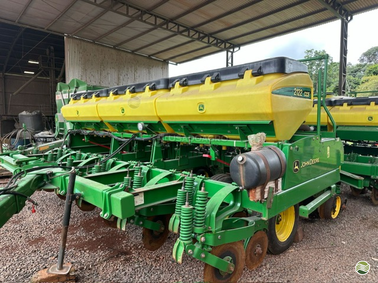 PLANTADEIRA JOHN DEERE PLANTADEIRAS 2122 Usado Agro Máquinas Agrícolas RONDONOPOLIS MATO GROSSO MT