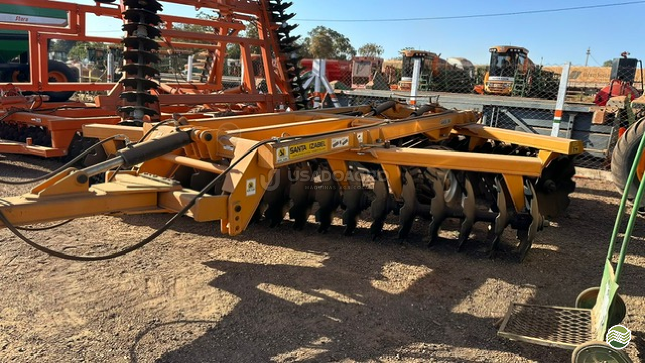 IMPLEMENTOS AGRICOLAS GRADE INTERMEDIÁRIA INTERMEDIÁRIA 36 DISCOS Usado Agro Máquinas Agrícolas RONDONOPOLIS MATO GROSSO MT
