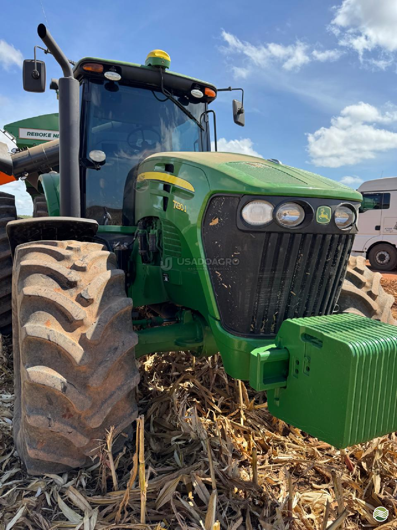 TRATOR JOHN DEERE JOHN DEERE 7230J Tração 4x4 Usado Agro Máquinas Agrícolas RONDONOPOLIS MATO GROSSO MT
