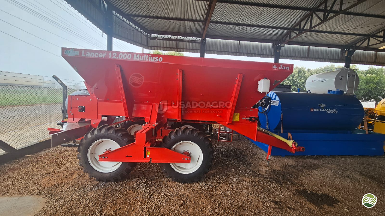 IMPLEMENTOS AGRICOLAS DISTRIBUIDOR CALCÁRIO 12000 Kg Usado Agro Máquinas Agrícolas RONDONOPOLIS MATO GROSSO MT