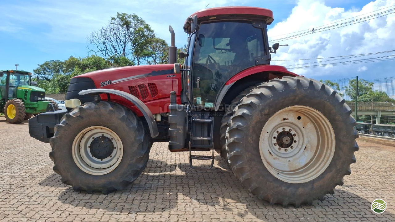 TRATOR CASE PUMA 200 Tração 4x4 Usado Agro Máquinas Agrícolas RONDONOPOLIS MATO GROSSO MT