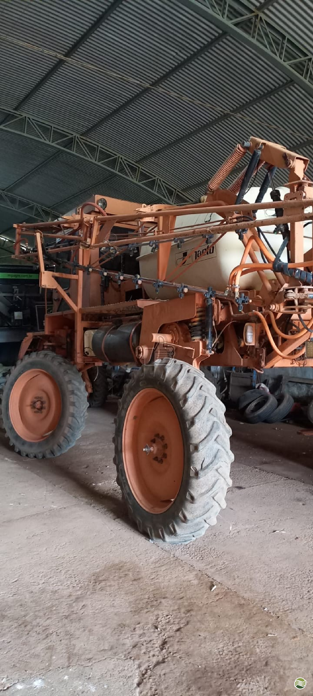 PULVERIZADOR JACTO UNIPORT 2000 Tração 4x2 Amazônia Agrícola   CAMPO VERDE MATO GROSSO MT