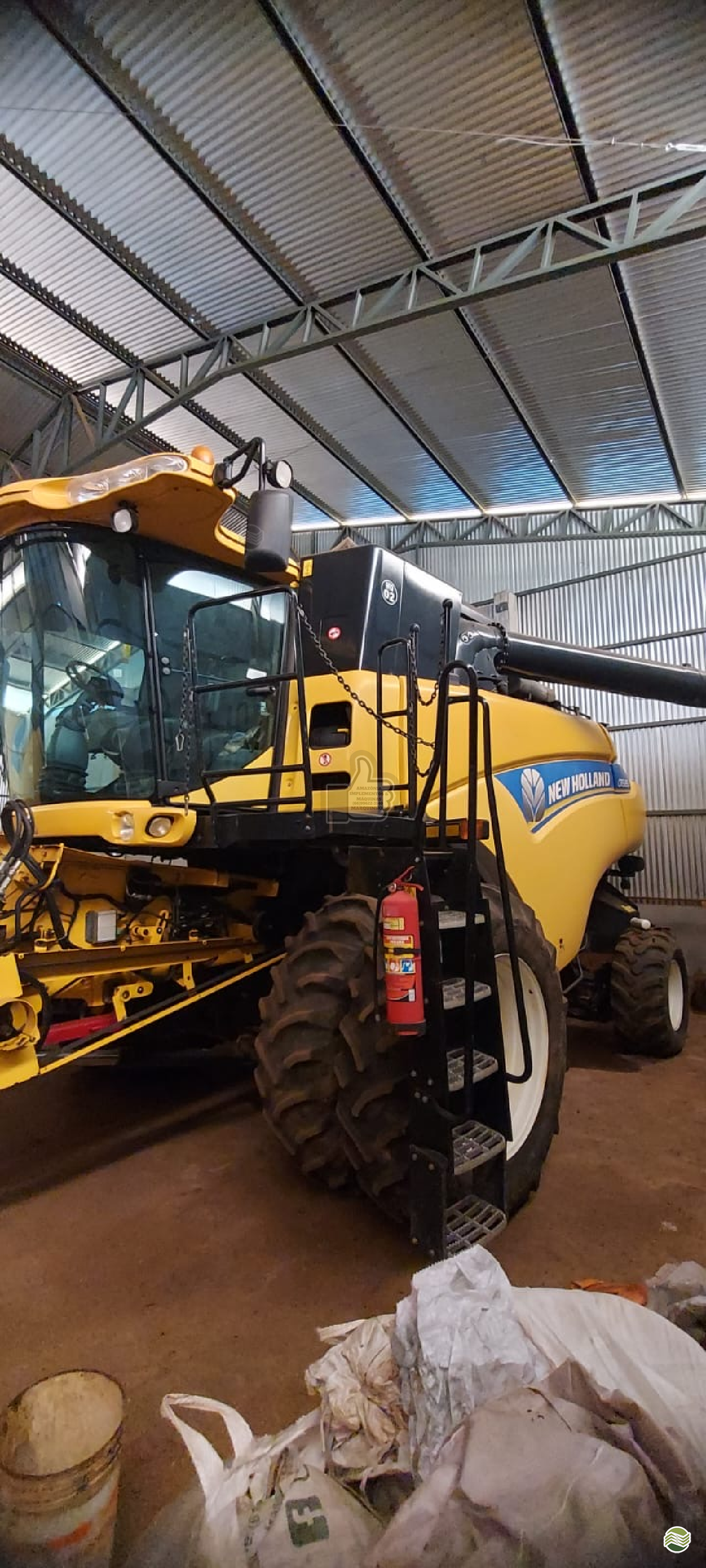 COLHEITADEIRA NEW HOLLAND CR 5.85 Amazônia Agrícola   CAMPO VERDE MATO GROSSO MT