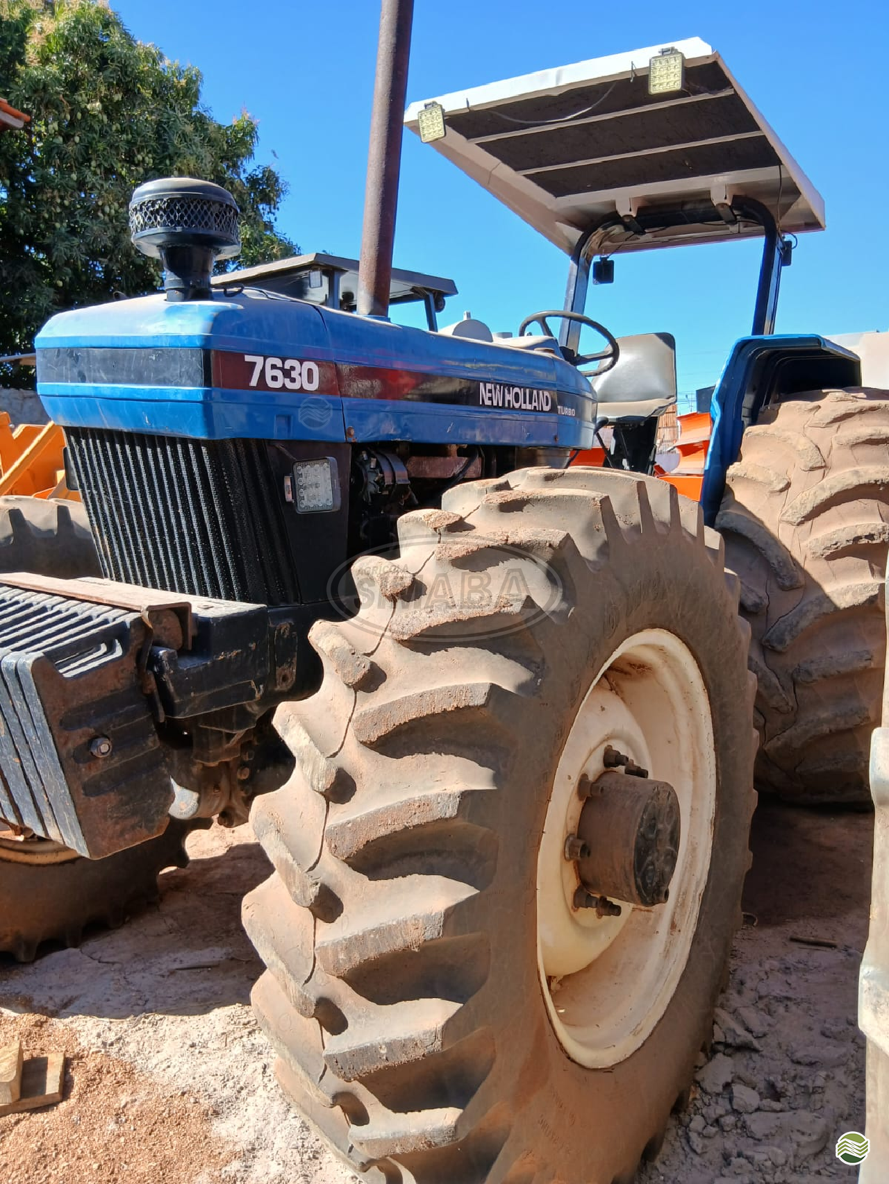 TRATOR NEW HOLLAND NEW 7630 Tração 4x4 Agrícola Simaba LUIS EDUARDO MAGALHAES BAHIA BA