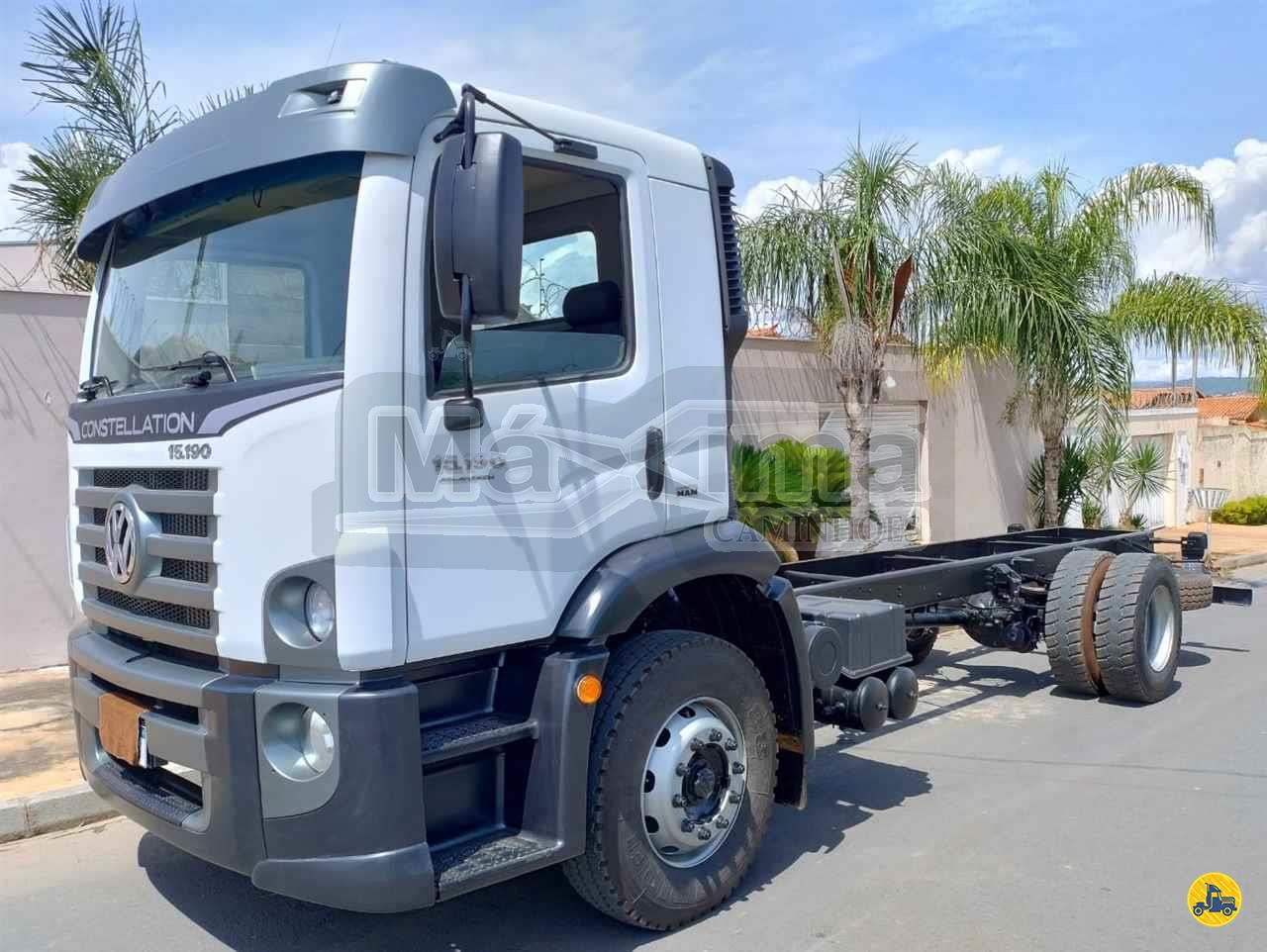 CAMINHAO VOLKSWAGEN VW 15190 Baú Furgão Toco 4x2 Máxima Caminhões  MONTES CLAROS MINAS GERAIS MG
