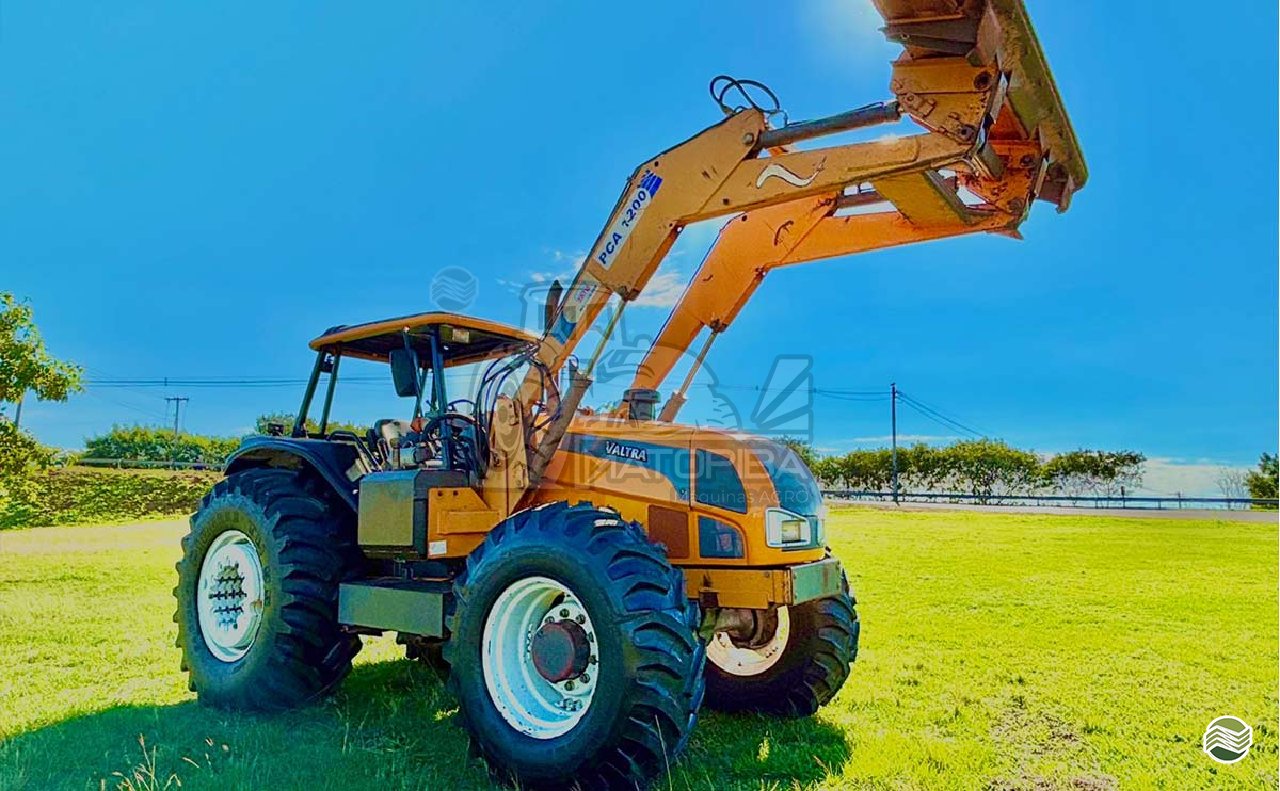 TRATOR VALTRA VALTRA BH 180 Tração 4x4 Matopiba Máquinas Agro MIGUELOPOLIS SÃO PAULO SP
