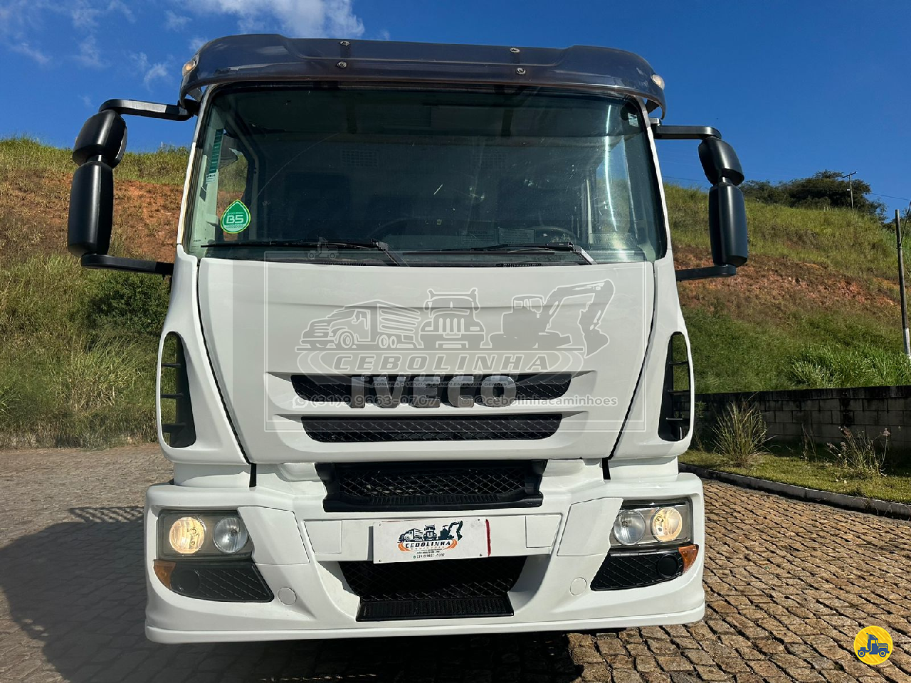 CAMINHAO IVECO TECTOR 240E28 Carga Seca BiTruck 8x2 Cebolinha Caminhões JOAO MONLEVADE MINAS GERAIS MG