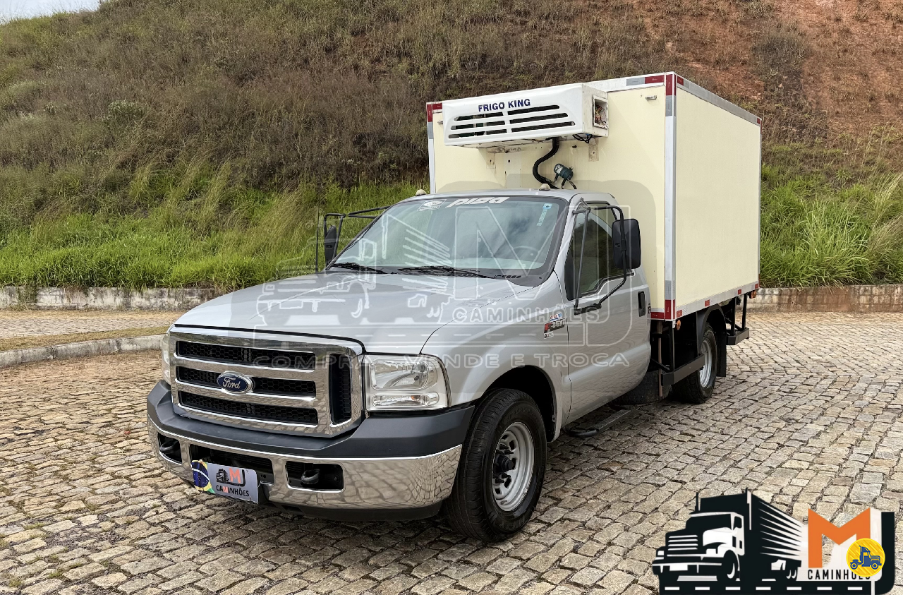 CAMINHAO FORD F350 Baú Frigorífico 3/4 4x2 MJ Caminhões JOAO MONLEVADE MINAS GERAIS MG