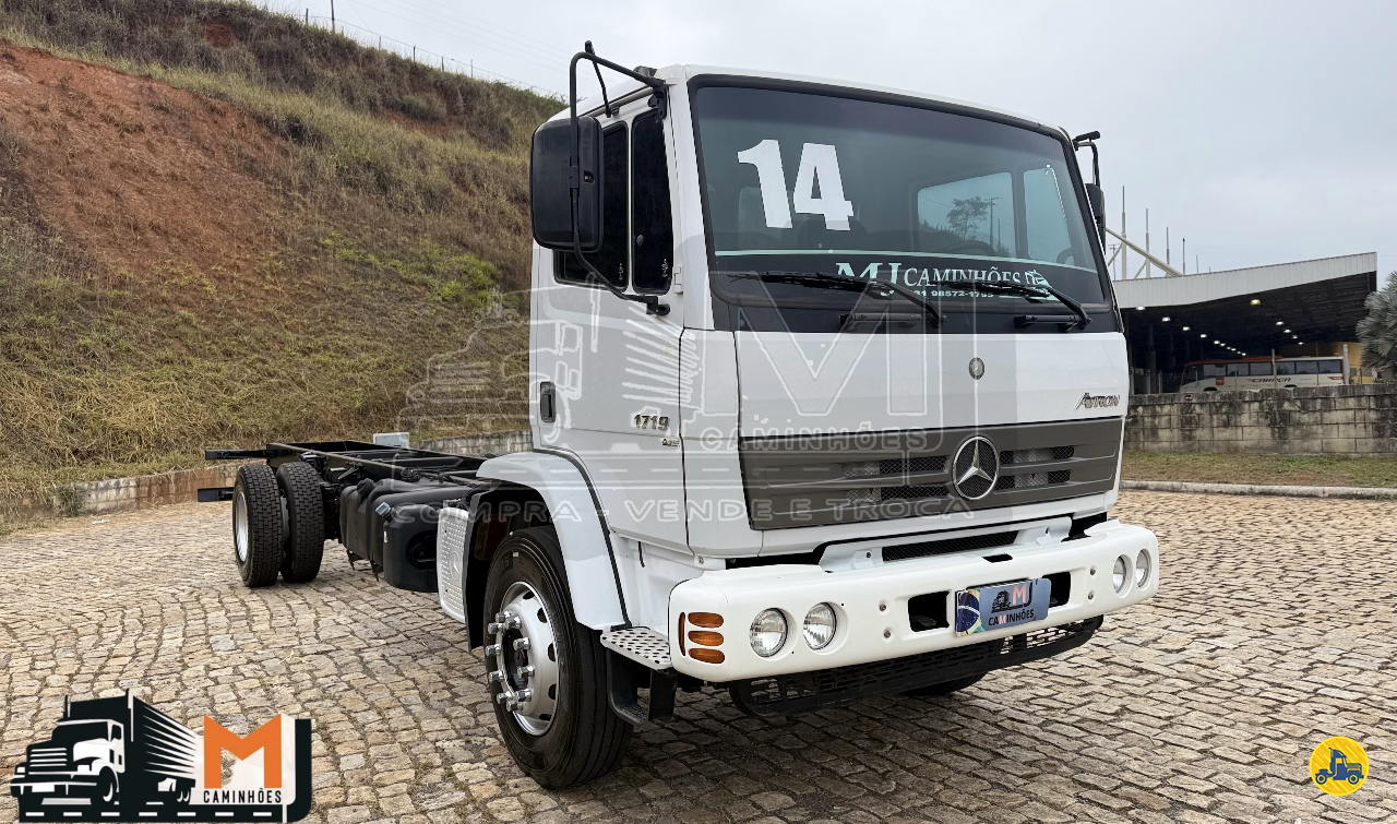 CAMINHAO MERCEDES-BENZ MB 1719 Chassis Toco 4x2 MJ Caminhões JOAO MONLEVADE MINAS GERAIS MG