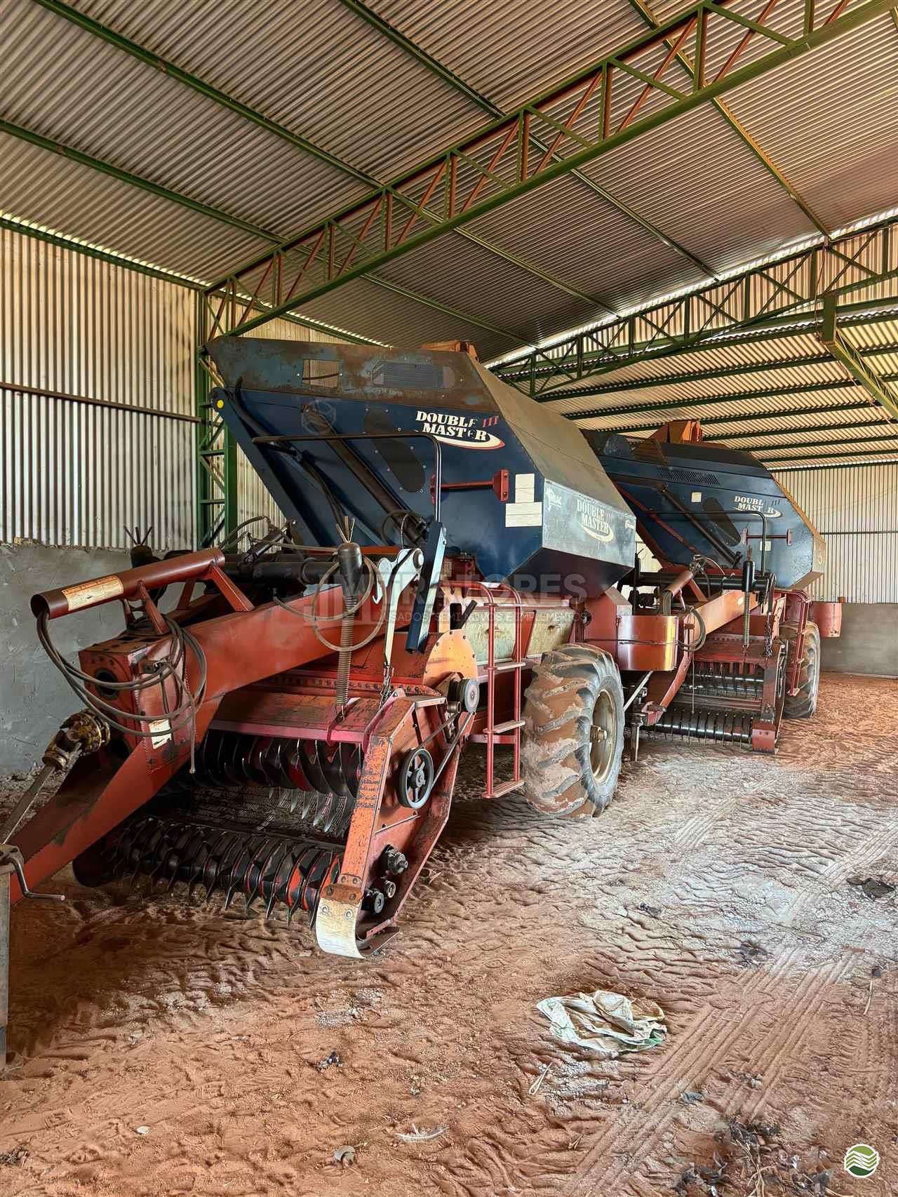 EQUIPAMENTOS AMENDOIM COLHEDEIRA DE AMENDOIM JM Tratores  ADAMANTINA SÃO PAULO SP