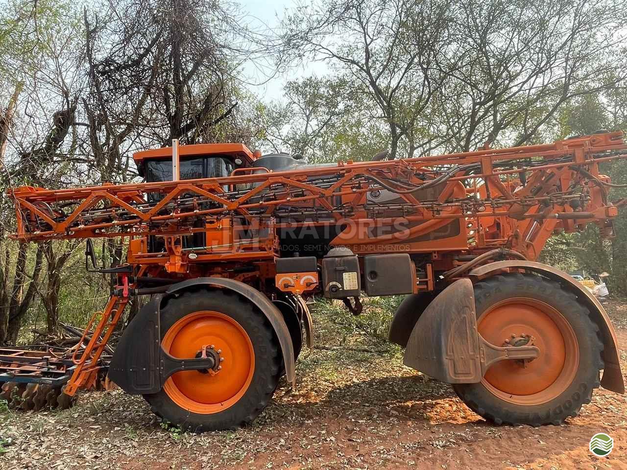 PULVERIZADOR JACTO UNIPORT 3030 Tração 4x4 JM Tratores  ADAMANTINA SÃO PAULO SP