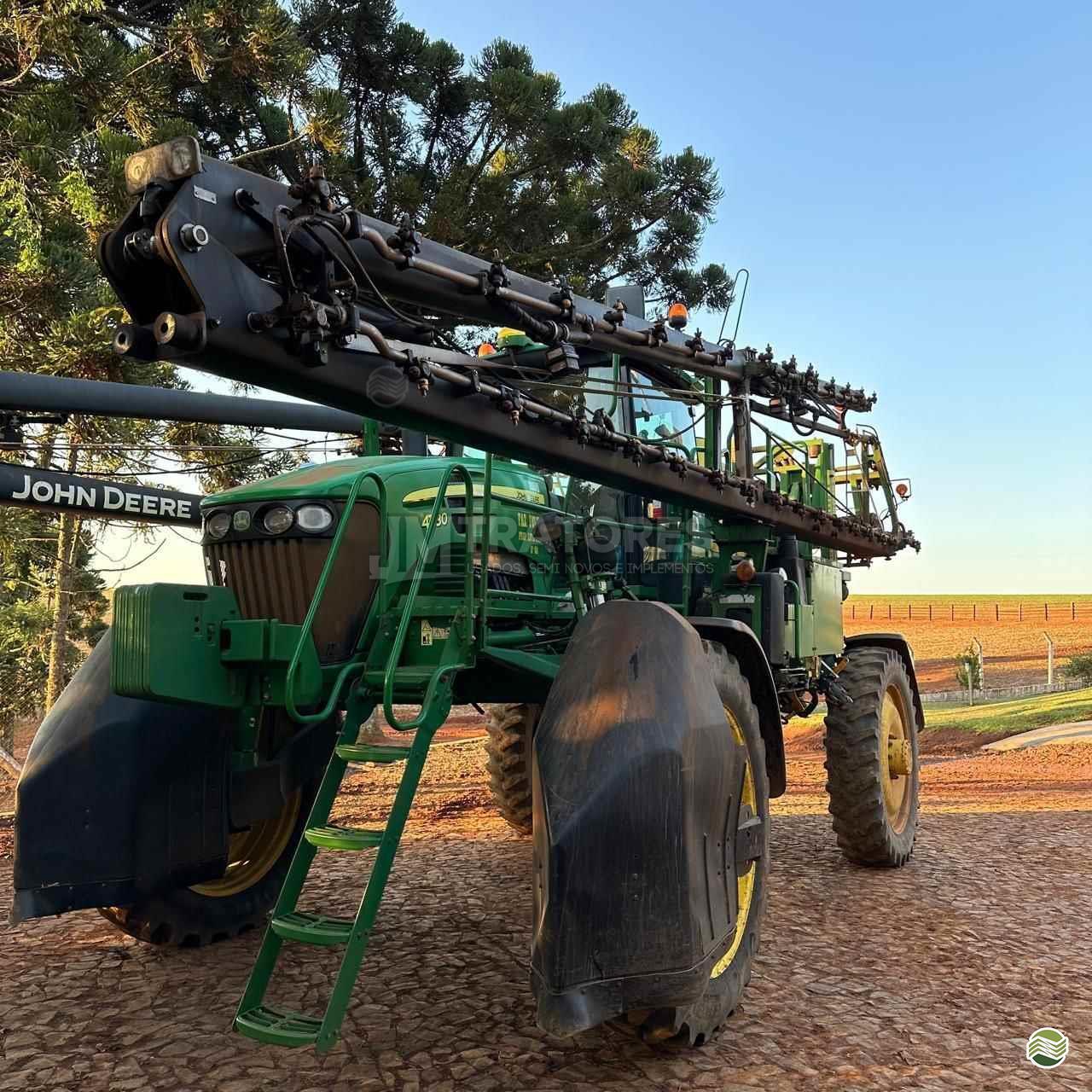 PULVERIZADOR JOHN DEERE JOHN DEERE 4730 JM Tratores  ADAMANTINA SÃO PAULO SP