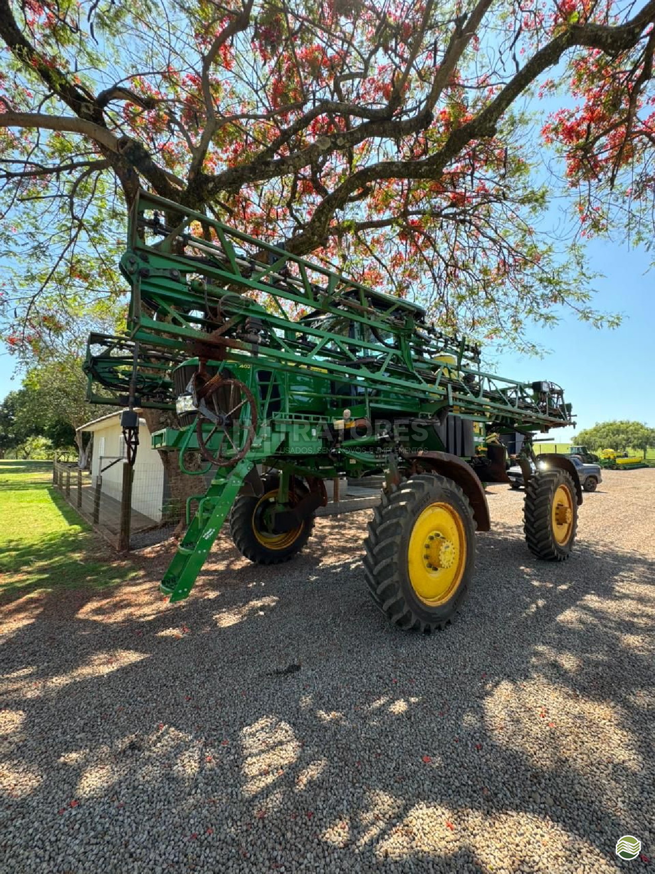 PULVERIZADOR JOHN DEERE JOHN DEERE M4025 Tração 4x4 JM Tratores  ADAMANTINA SÃO PAULO SP