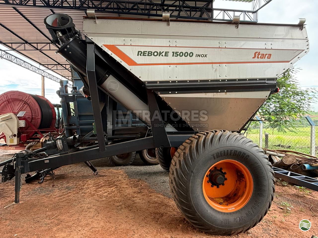 IMPLEMENTOS AGRICOLAS CARRETA BAZUKA GRANELEIRA 15000 JM Tratores  ADAMANTINA SÃO PAULO SP