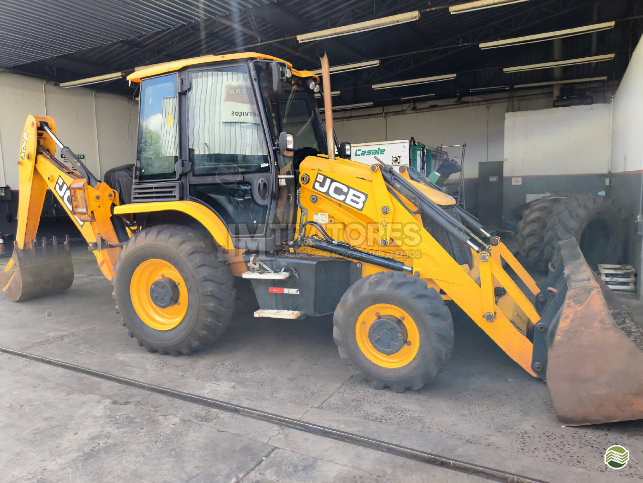 RETRO ESCAVADEIRA JCB 3CX JM Tratores  ADAMANTINA SÃO PAULO SP