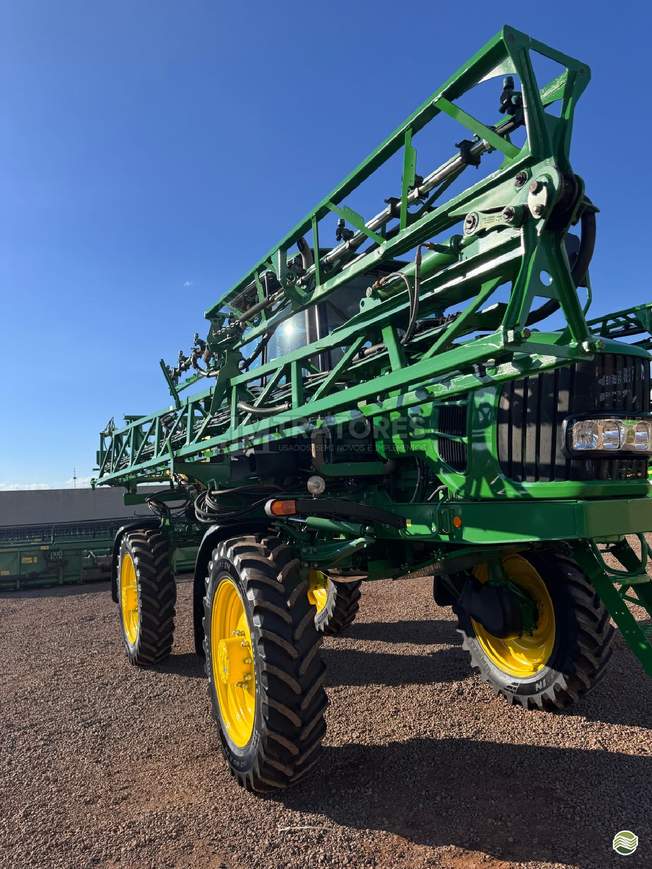 PULVERIZADOR JOHN DEERE JOHN DEERE 4630 Tração 4x4 JM Tratores  ADAMANTINA SÃO PAULO SP