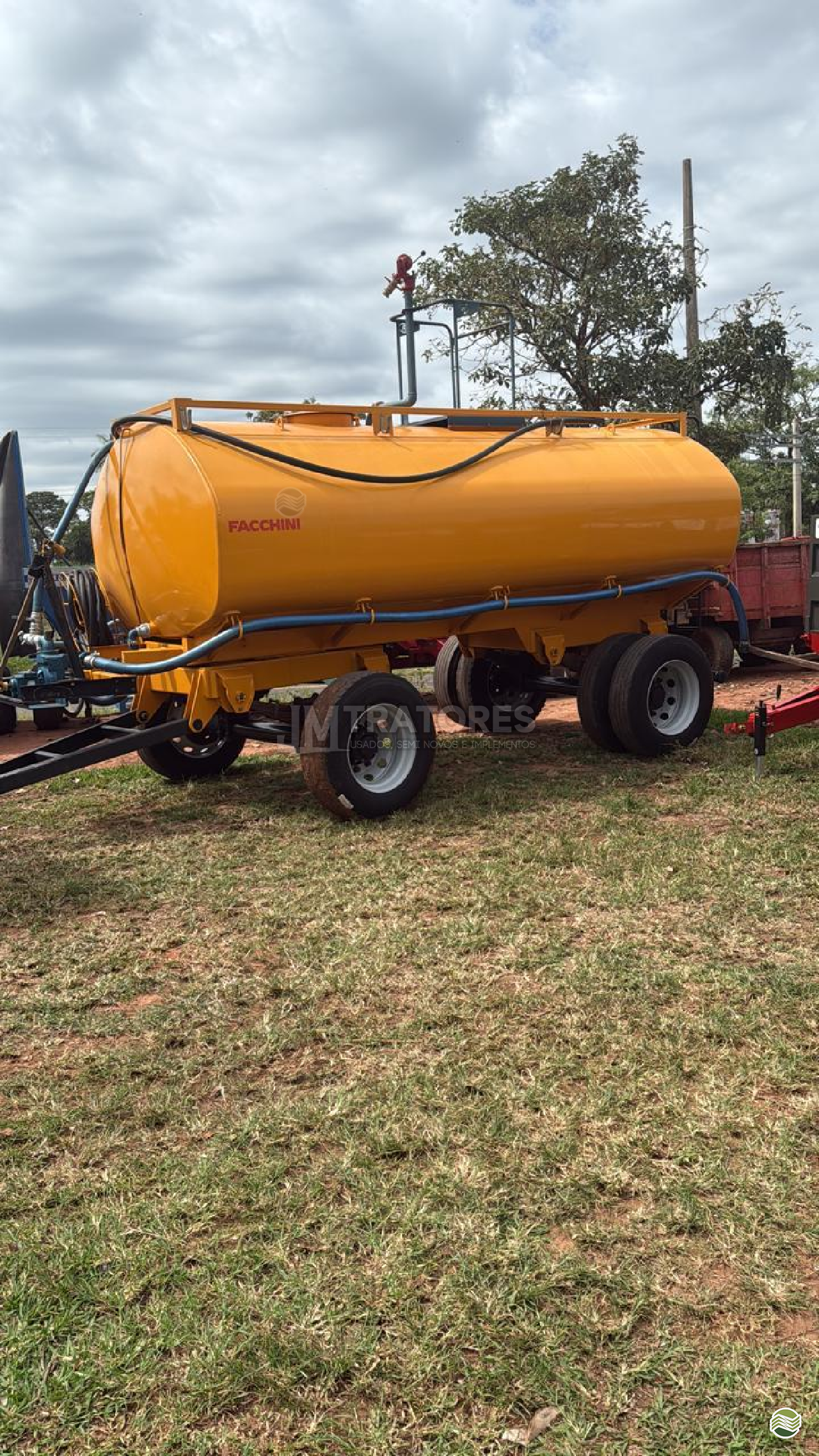IMPLEMENTOS AGRICOLAS TANQUE ESTACIONÁRIO TANQUE INOX JM Tratores  ADAMANTINA SÃO PAULO SP