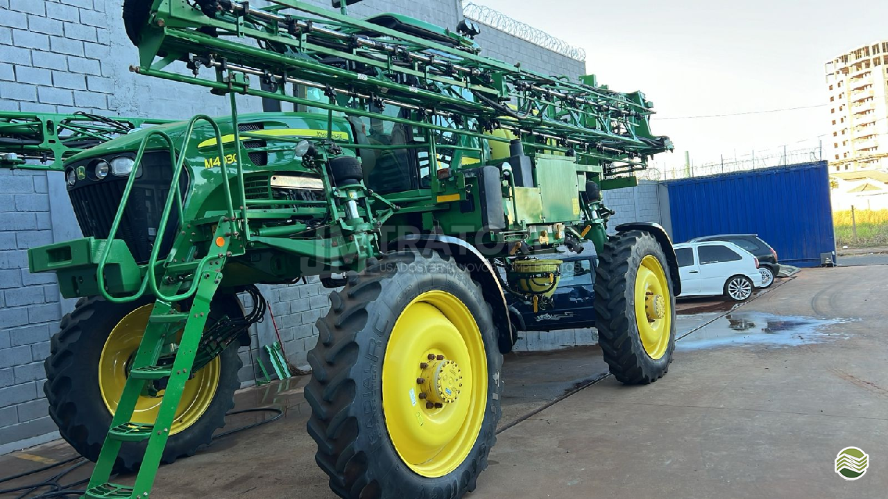 PULVERIZADOR JOHN DEERE JOHN DEERE M4030 Tração 4x4 JM Tratores  ADAMANTINA SÃO PAULO SP