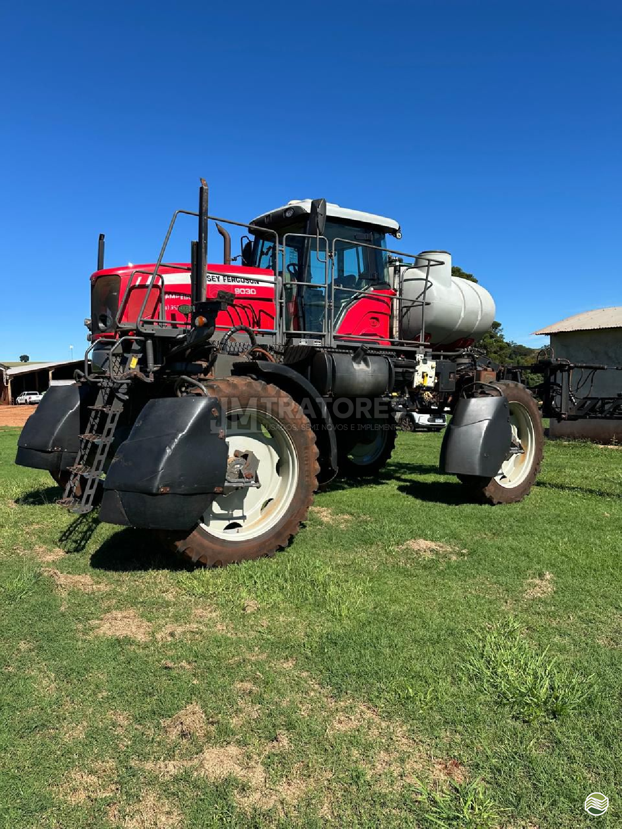 PULVERIZADOR MASSEY FERGUSON MF 9030 Tração 4x4 JM Tratores  ADAMANTINA SÃO PAULO SP
