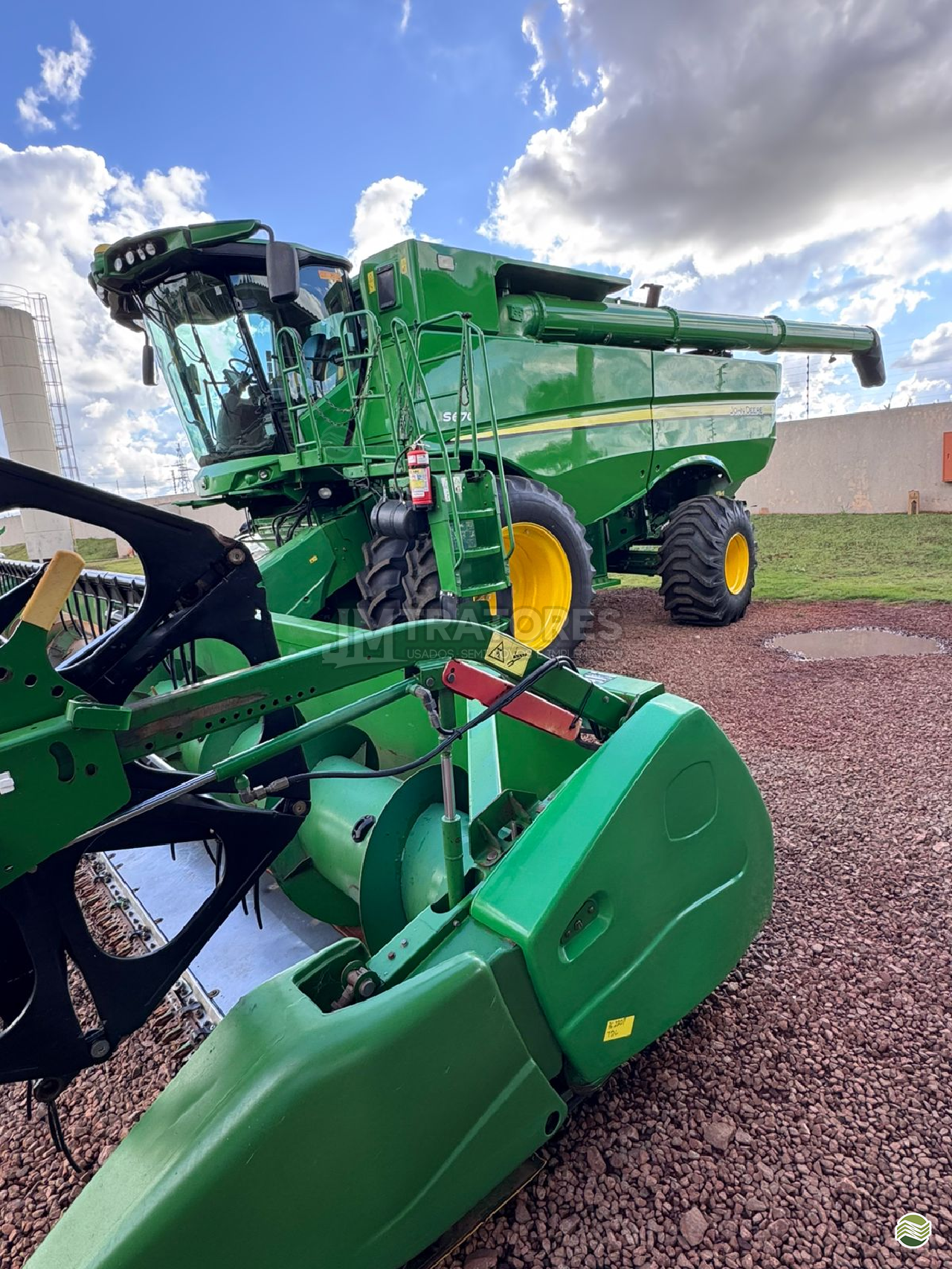 COLHEITADEIRA JOHN DEERE JOHN DEERE S670 JM Tratores  ADAMANTINA SÃO PAULO SP