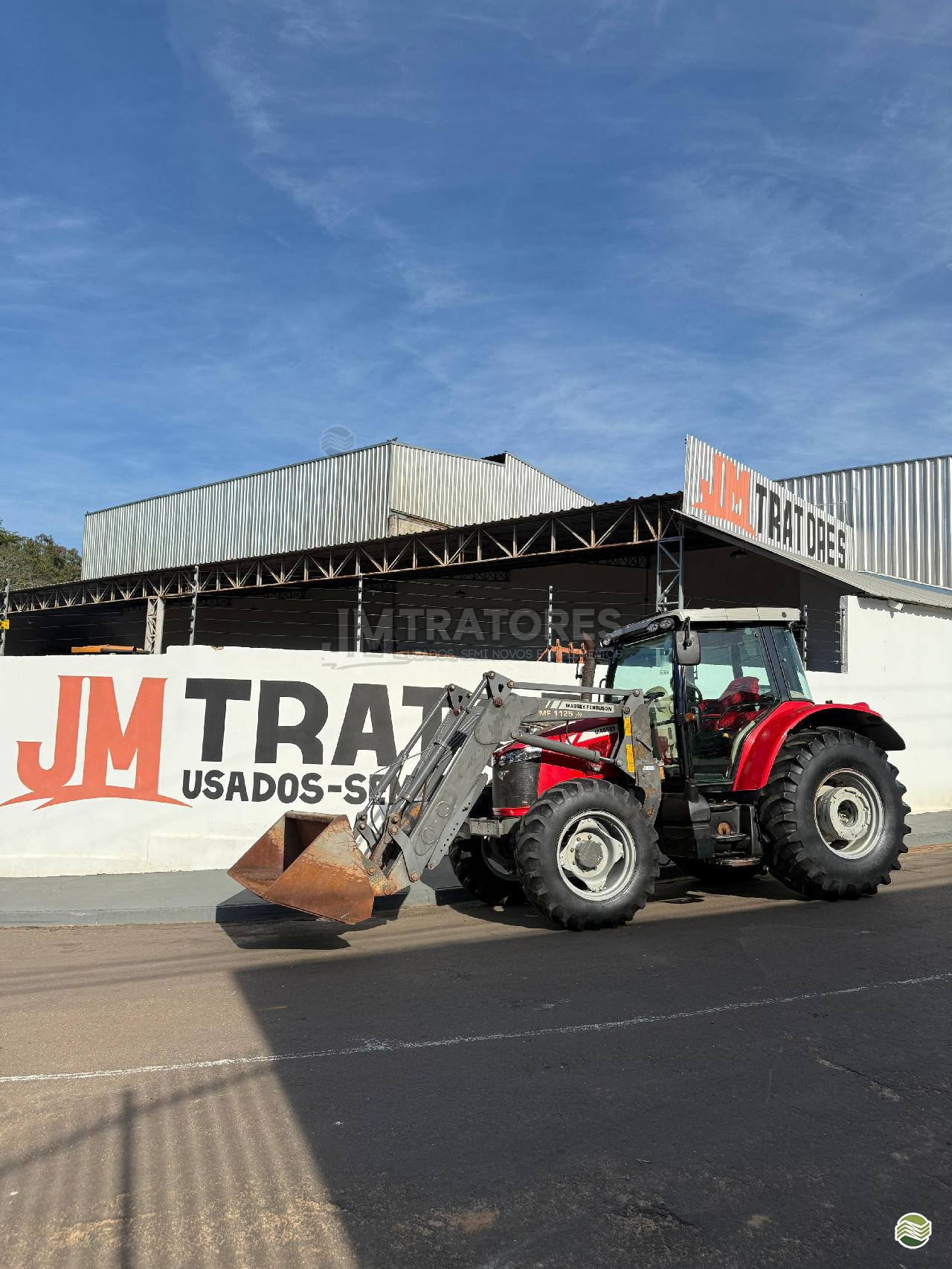 TRATOR MASSEY FERGUSON MF 6713 Tração 4x4 JM Tratores  ADAMANTINA SÃO PAULO SP